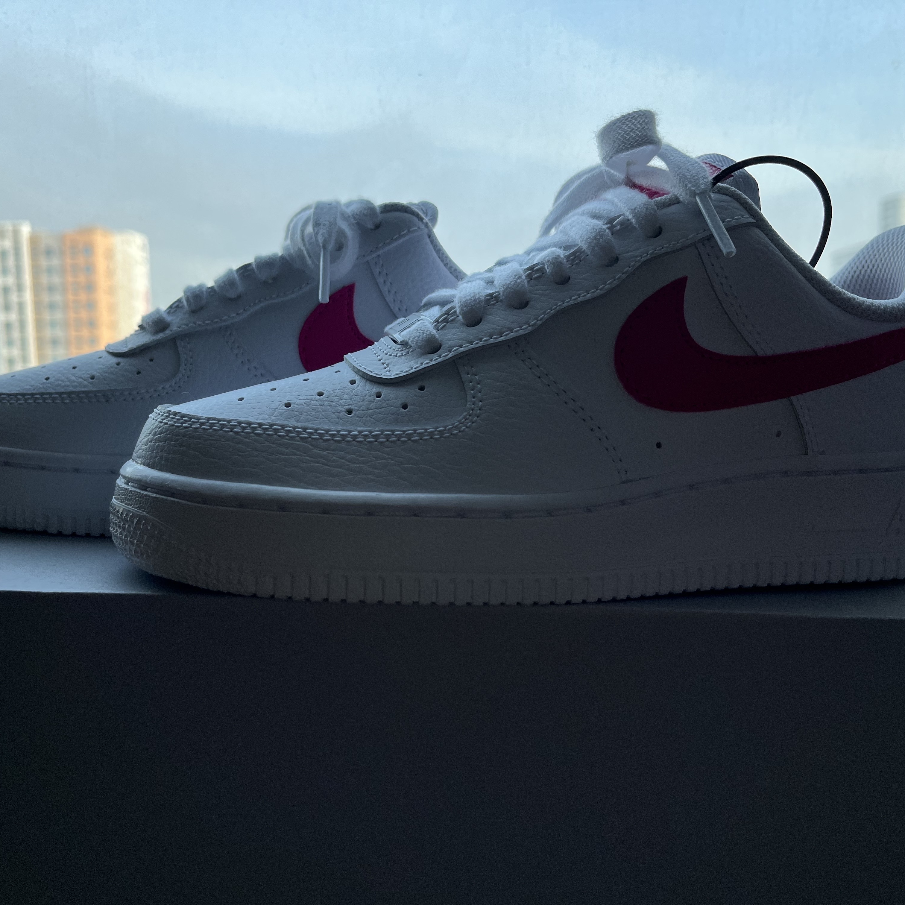 (W) Nike Air Force 1 '07 White Pink Prime 착용 스타일