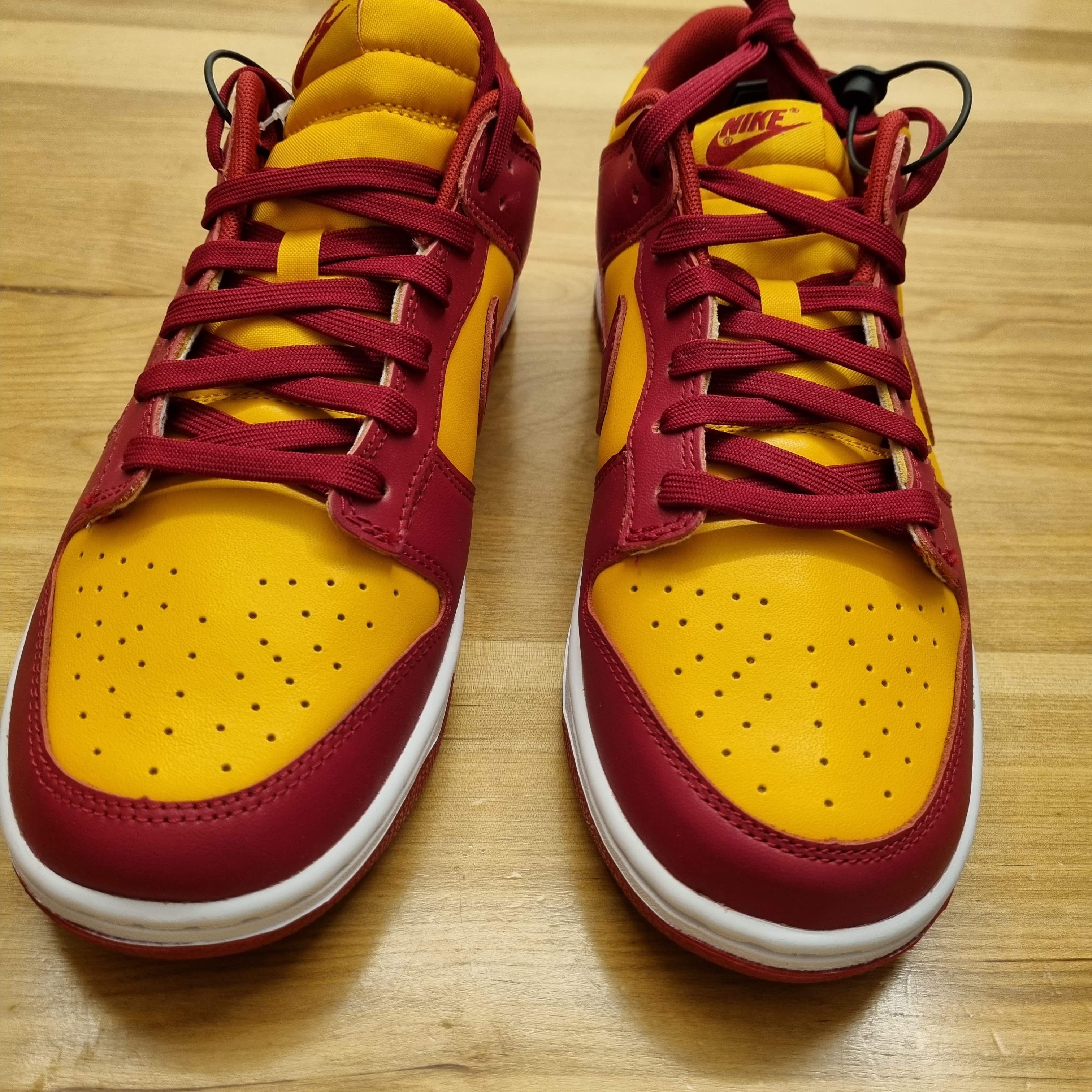 Nike Dunk Low Retro Championship Gold 착용 스타일 - 1