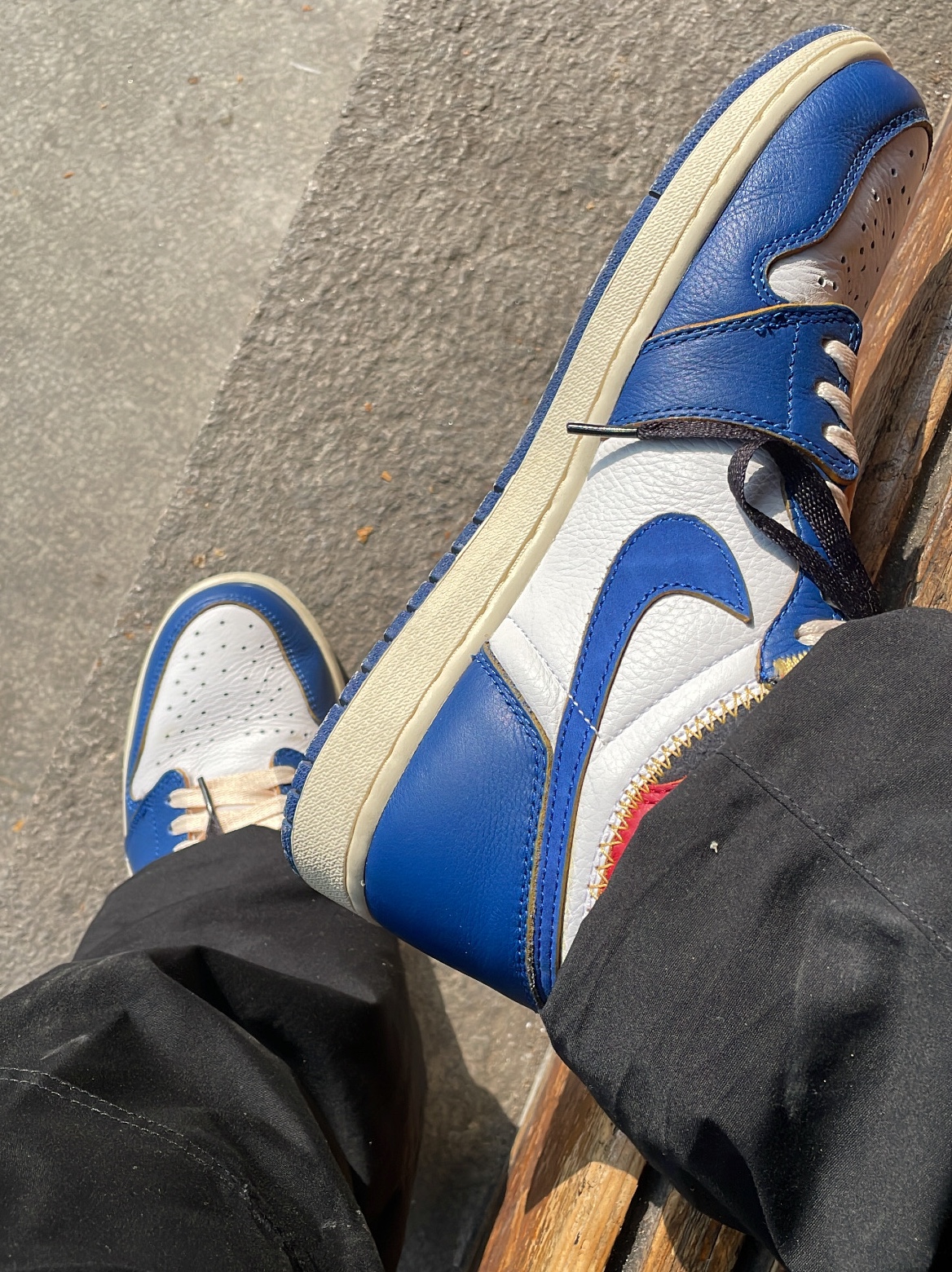 Jordan 1 x Union Retro High Blue Toe 착용 스타일
