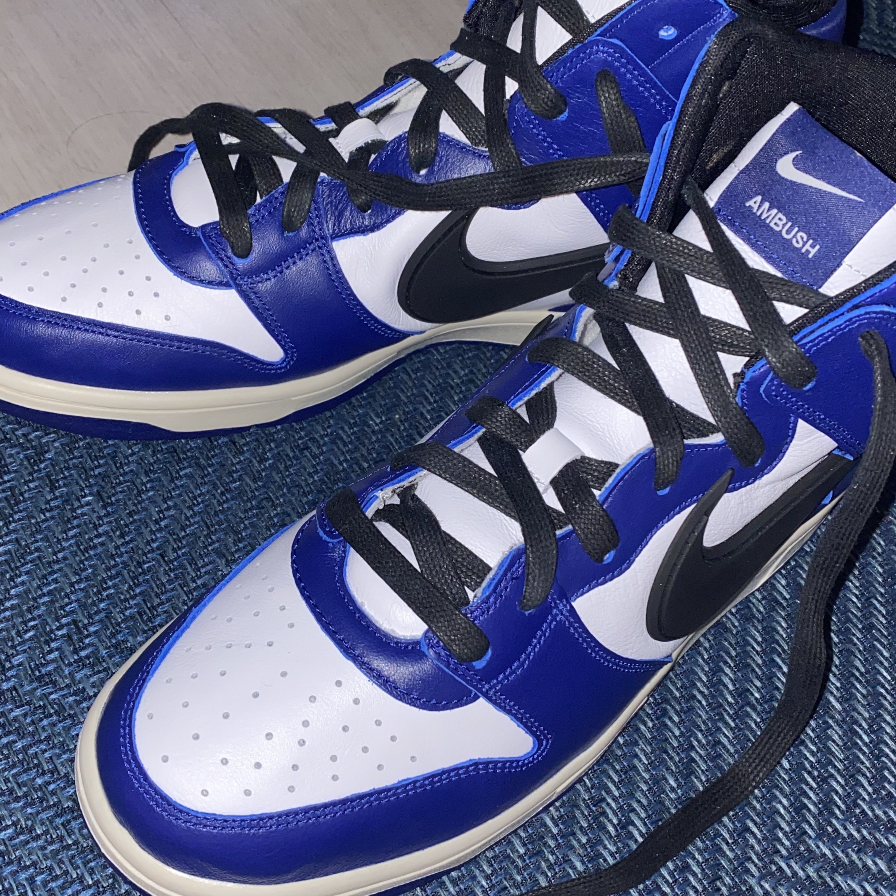 Nike x Ambush Dunk High Deep Royal Blue 착용 스타일 - 3