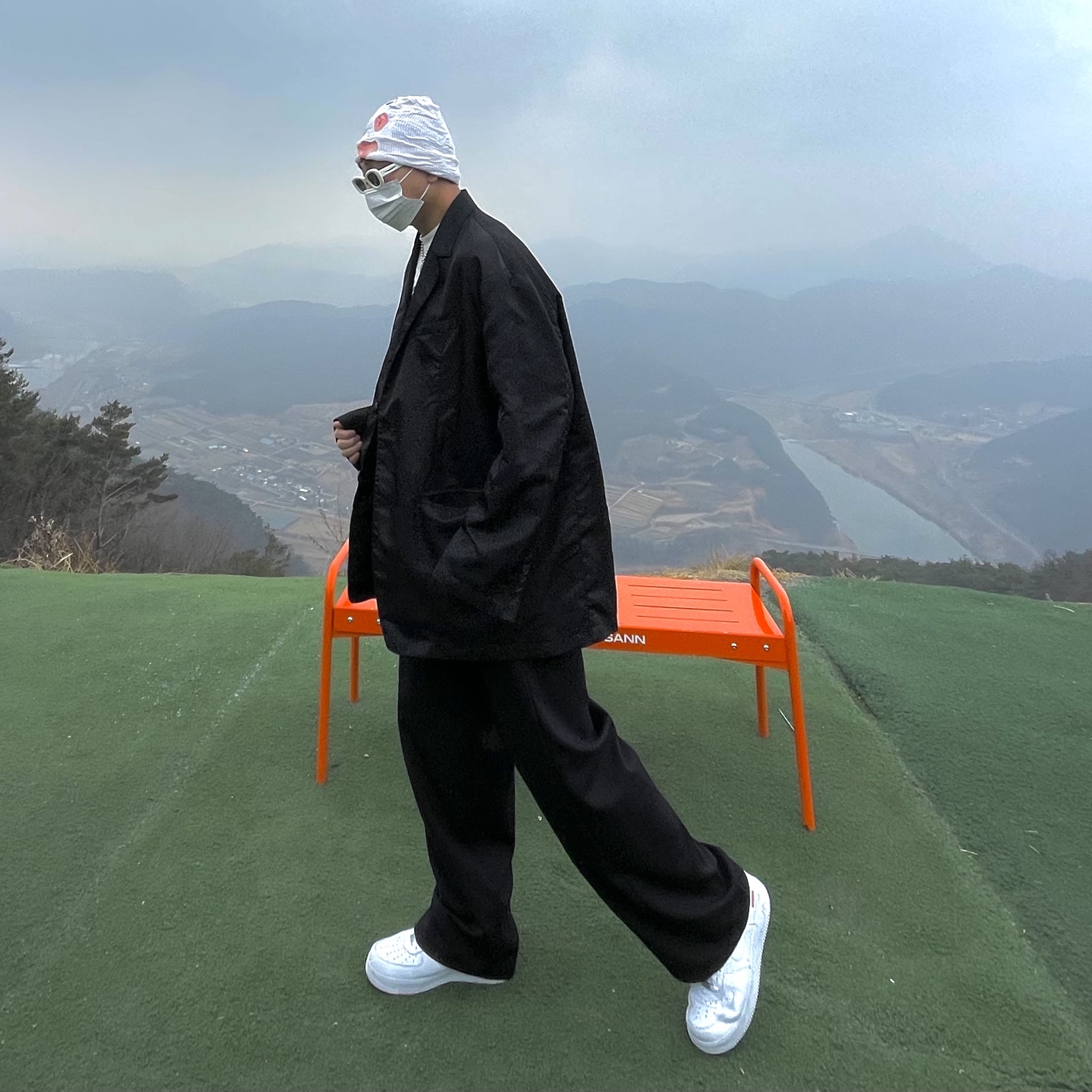 Nike x Supreme Air Force 1 Low White 착용 스타일