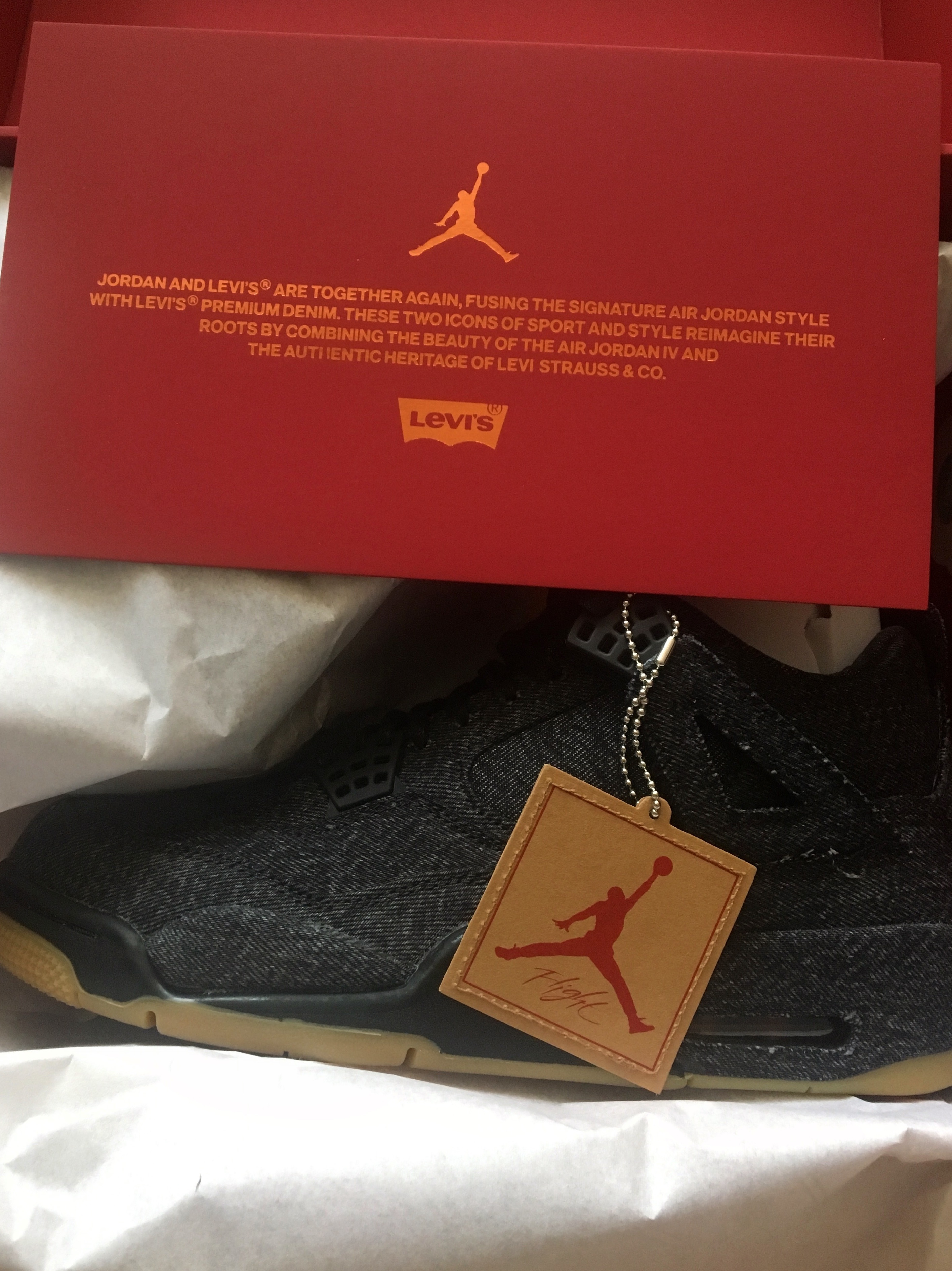 Jordan 4 x Levi's Retro Black Denim (Blank Tag) 착용 스타일