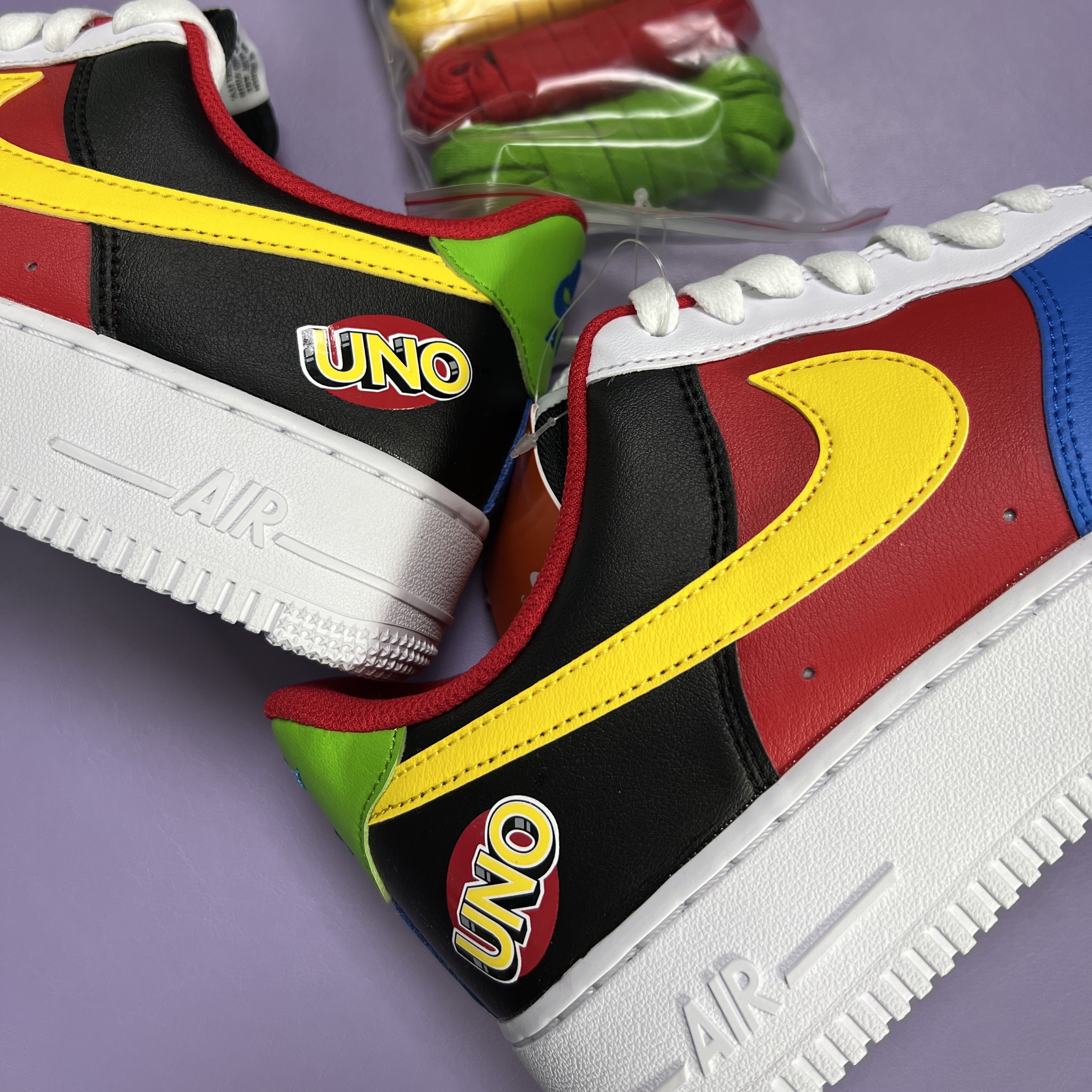 Nike x UNO Air Force 1 '07 QS White Yellow Zest 착용 스타일