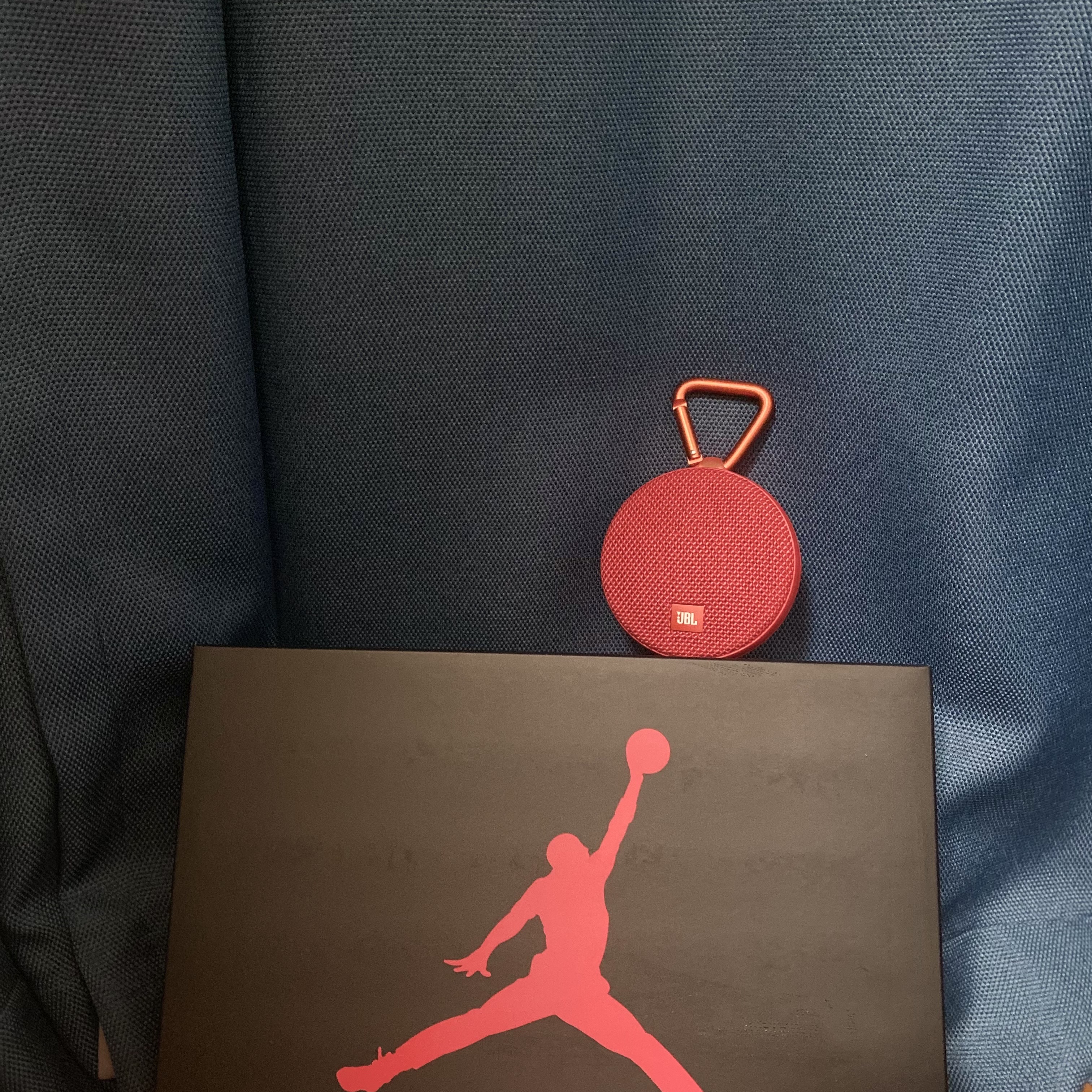 Jordan 3 Retro Cardinal Red, (GS) Jordan 3 Retro Cardinal Red 착용 스타일 - 2