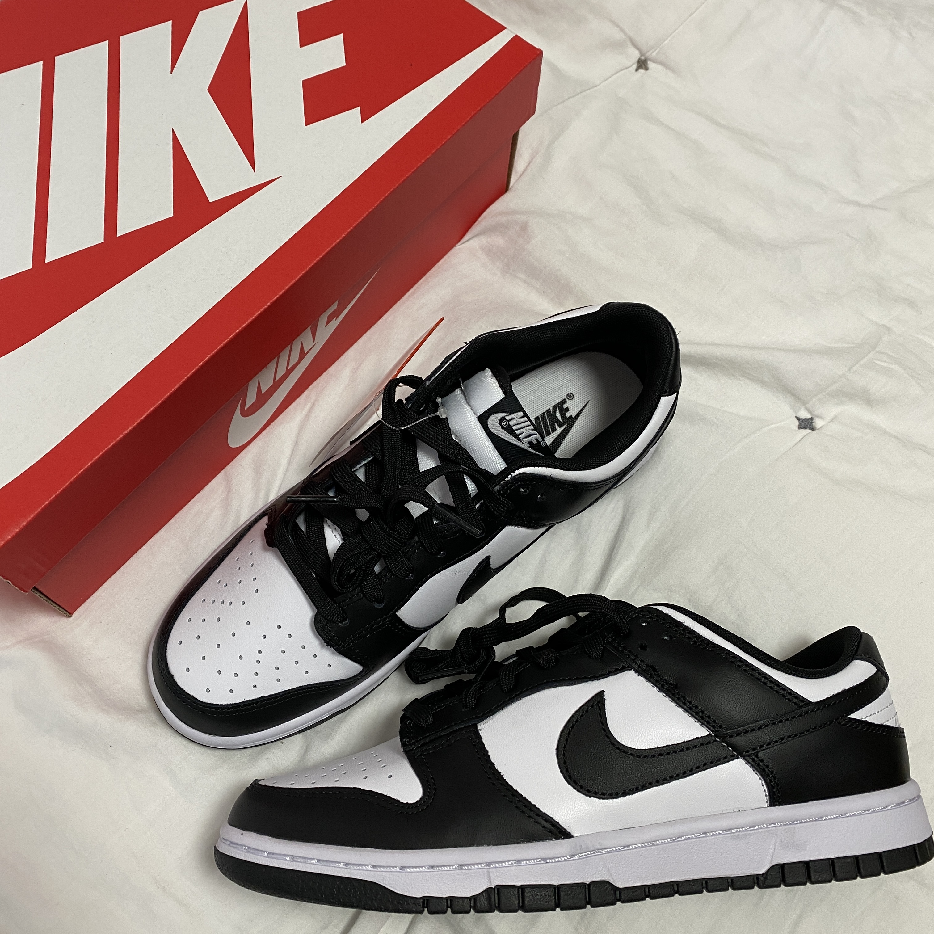 Nike Dunk Low Retro Black 착용 스타일