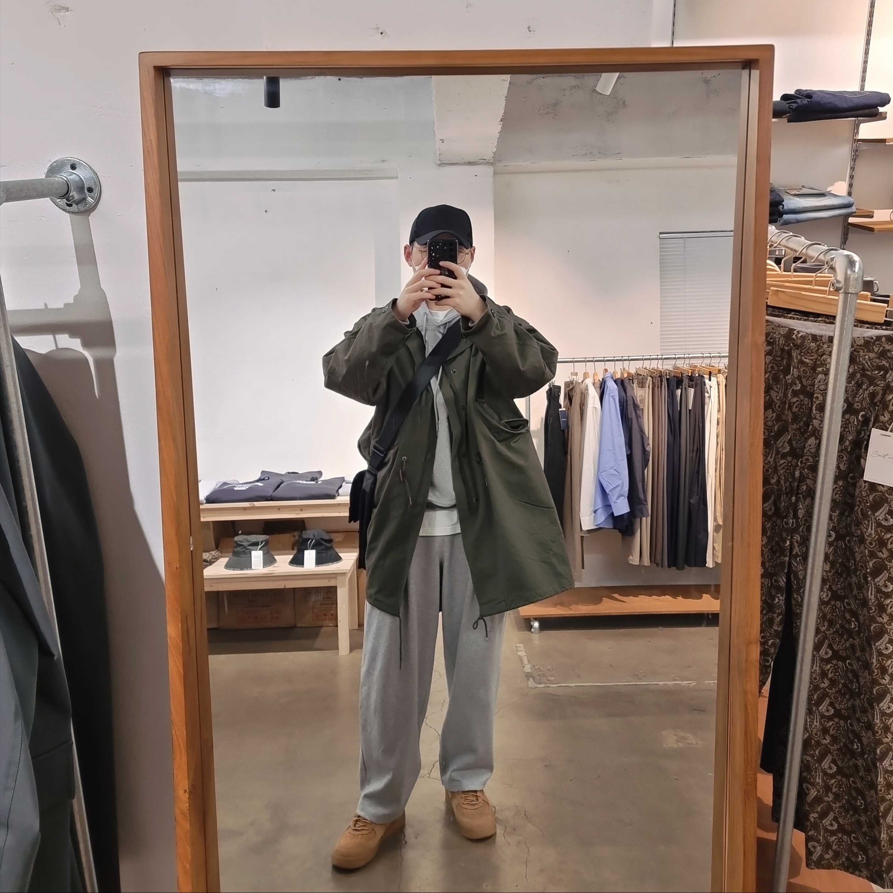 Nike x Supreme Air Force 1 Low Flax 착용 스타일 - 1