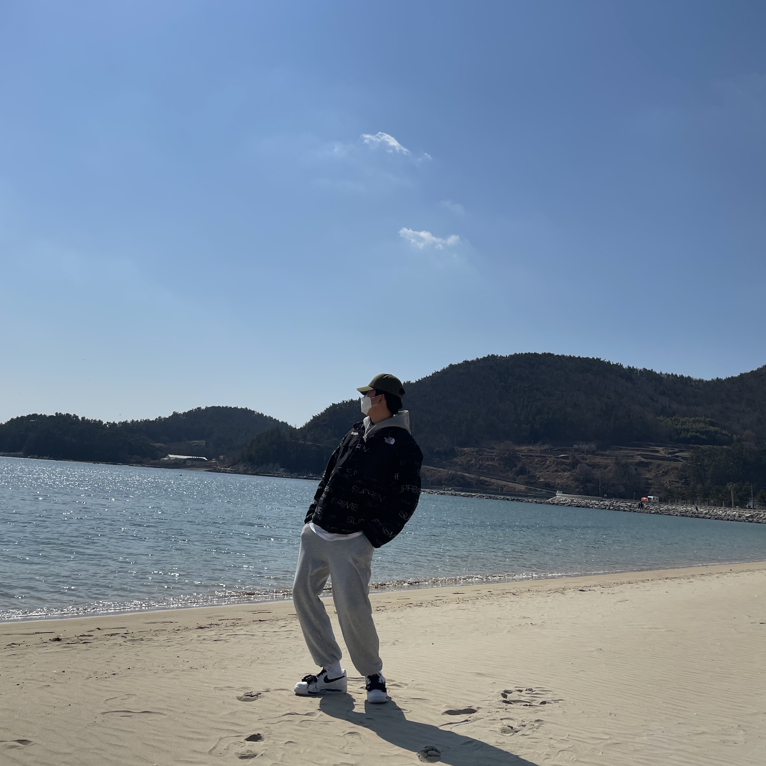 Supreme x The North Face Steep Tech Fleece Jacket Black - 21FW, Nike x Peaceminusone Air Force 1 Low Para-Noise 2.0 착용 스타일