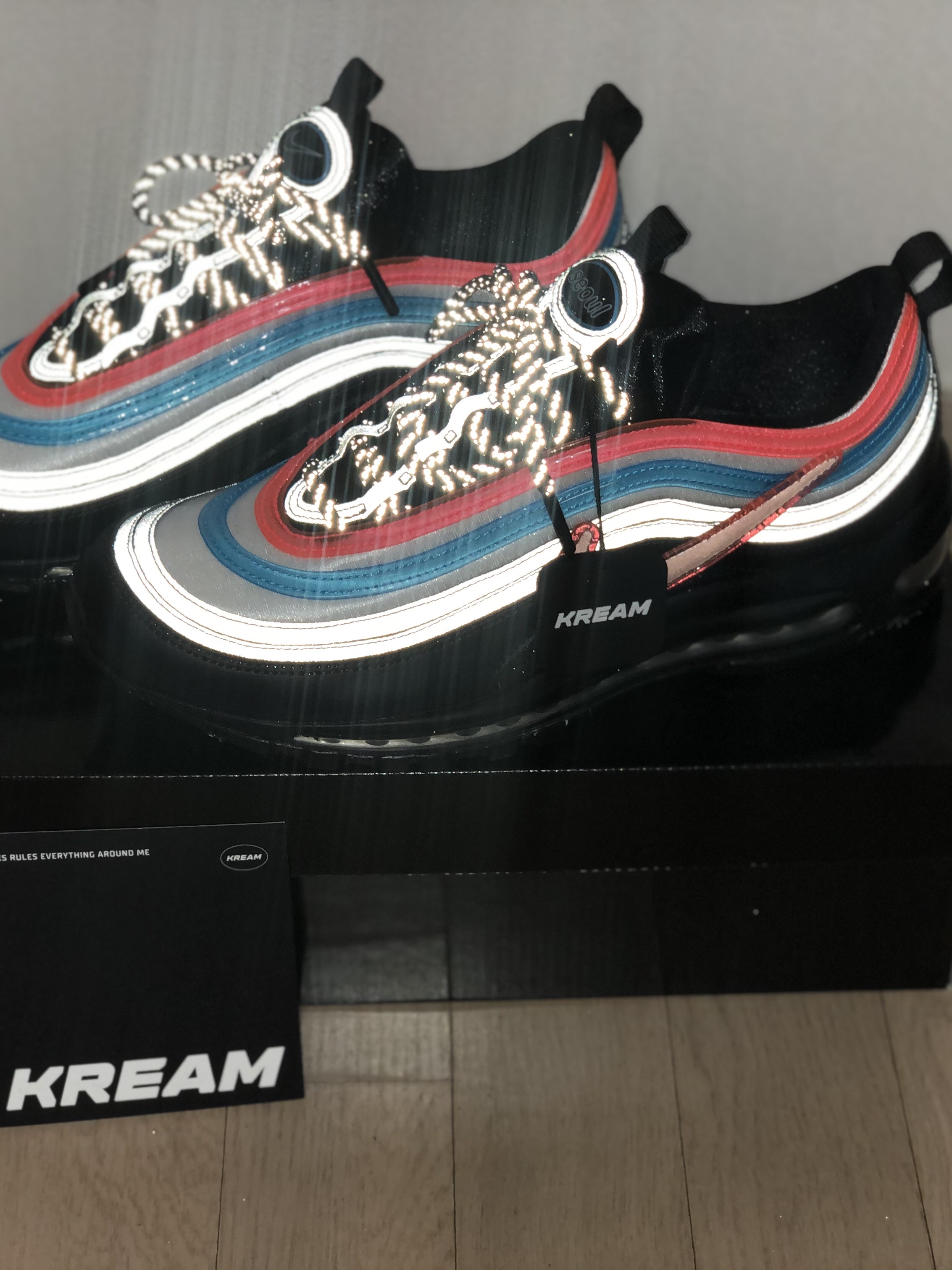 Nike Air Max 97 Neon Seoul 착용 스타일