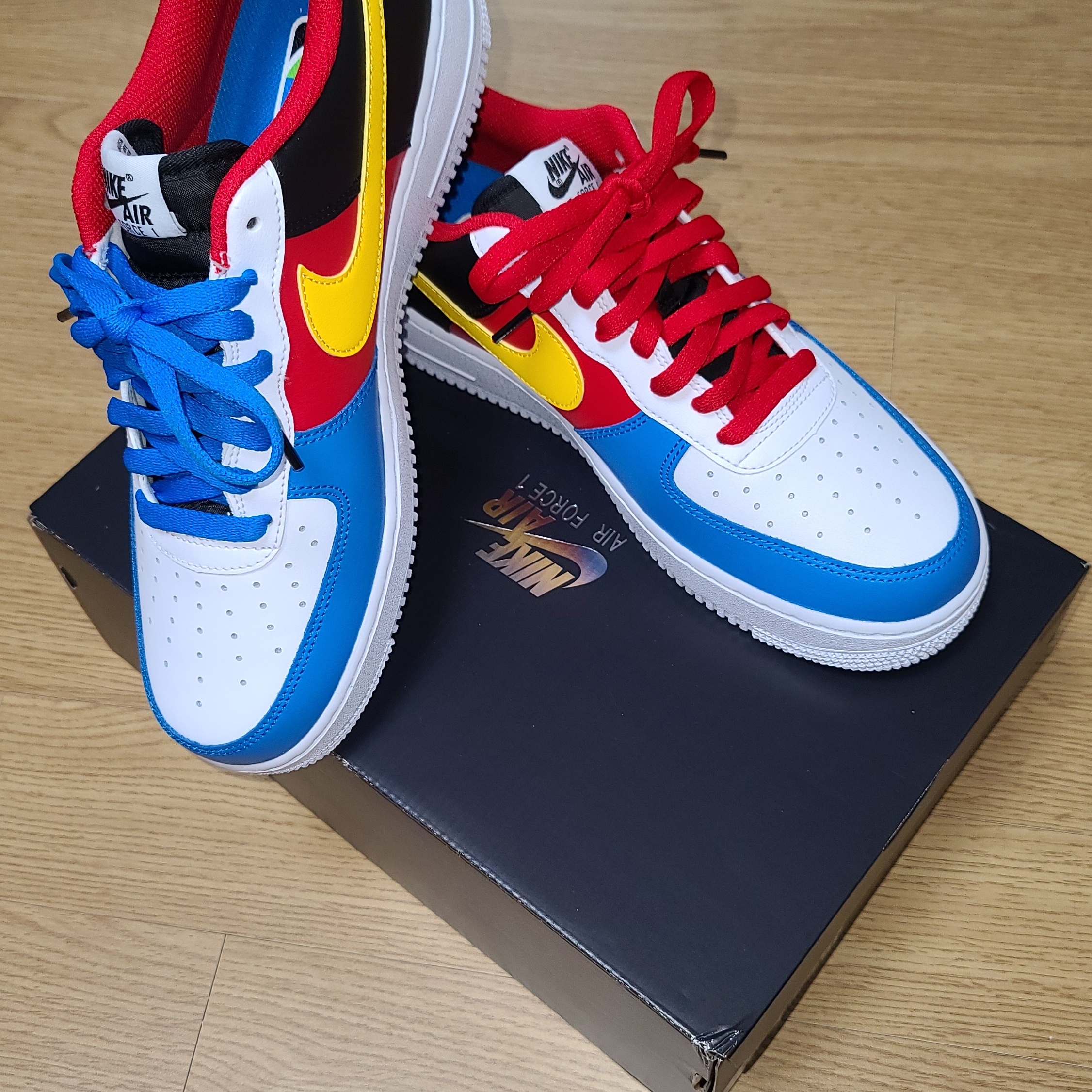Nike x UNO Air Force 1 '07 QS White Yellow Zest 착용 스타일 - 3