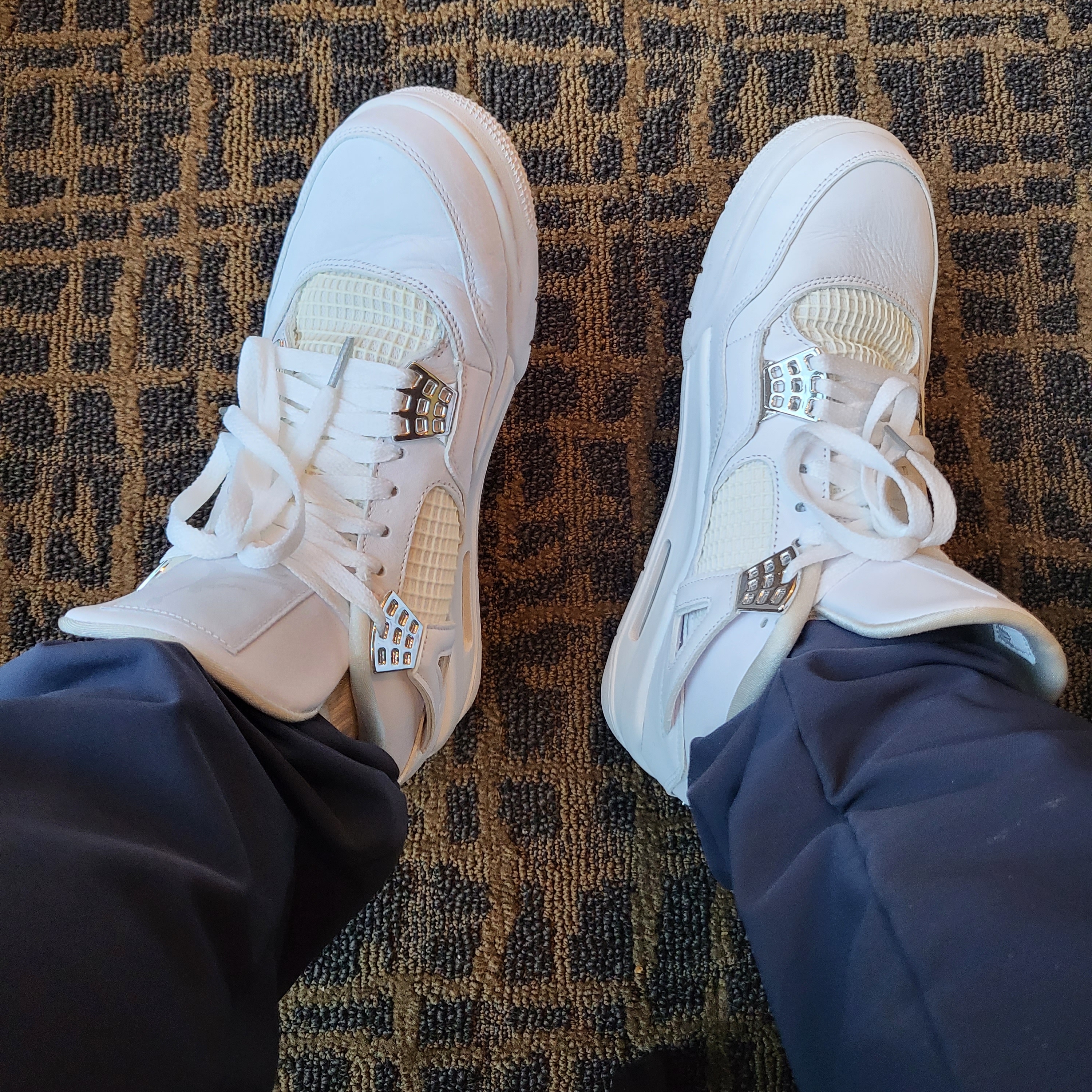 Jordan 4 Retro Pure Money 2017 착용 스타일