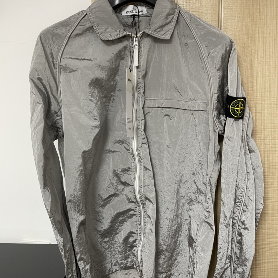Stone Island 12321 Nylon Metal Garment Dyed Packable Overshirt Ice - 22SS 착용 스타일