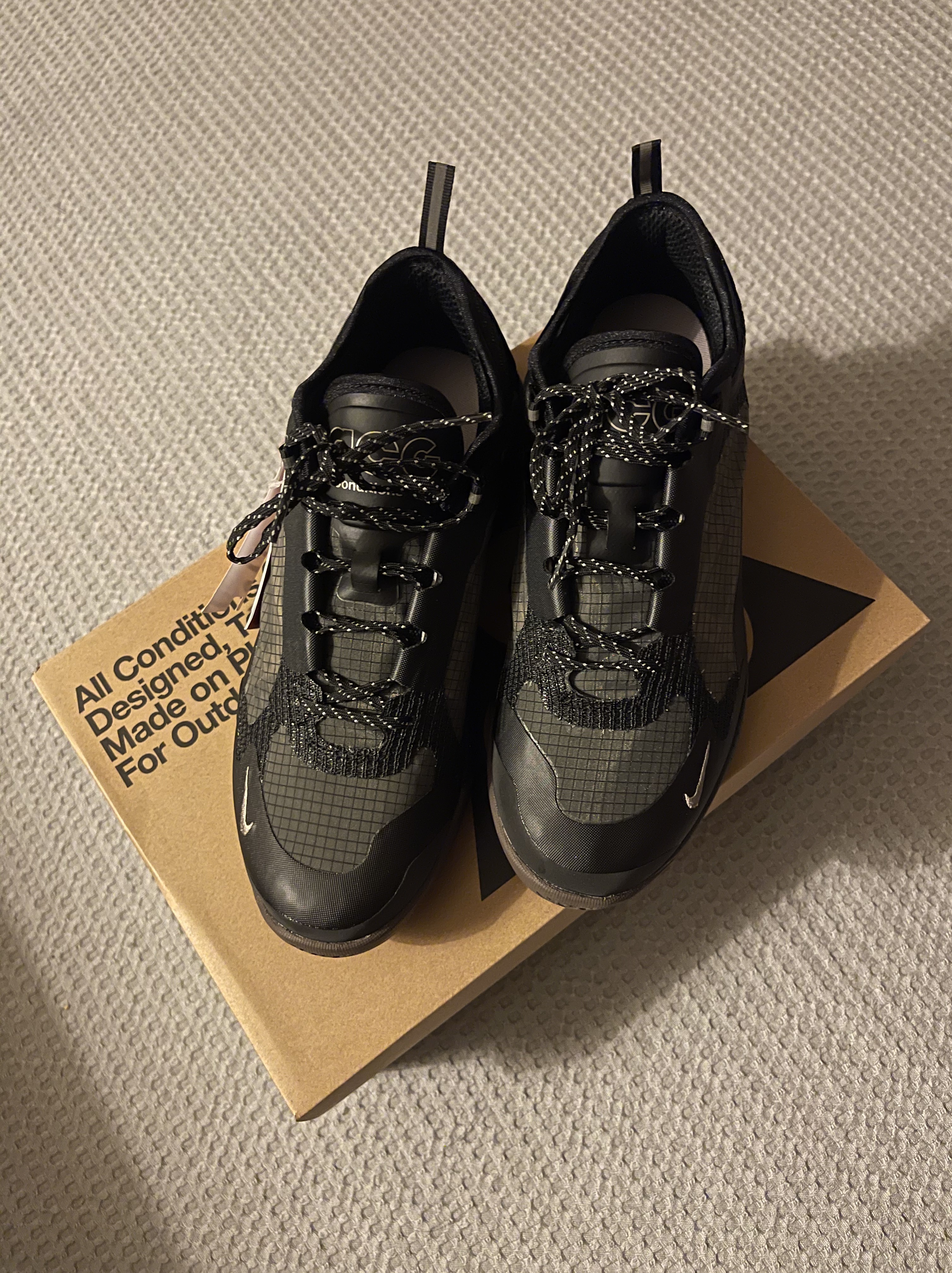 Nike ACG Air Nasu 2 Anthracite 착용 스타일