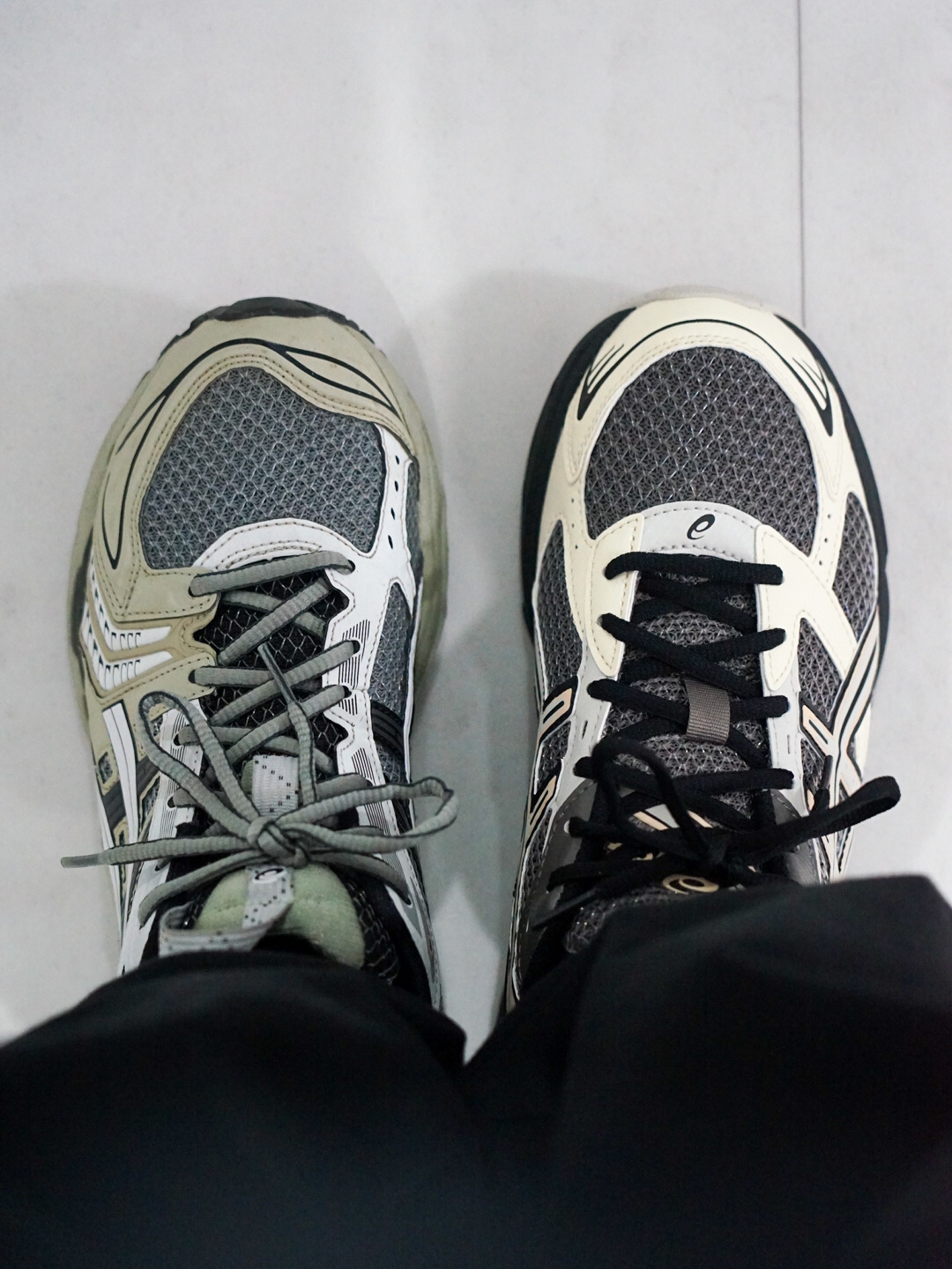 Asics x I4P Gel-1130 Mink Glacier Grey, Asics UB1-S Gel-Kayano 14 Piedmont Grey 착용 스타일 - 1