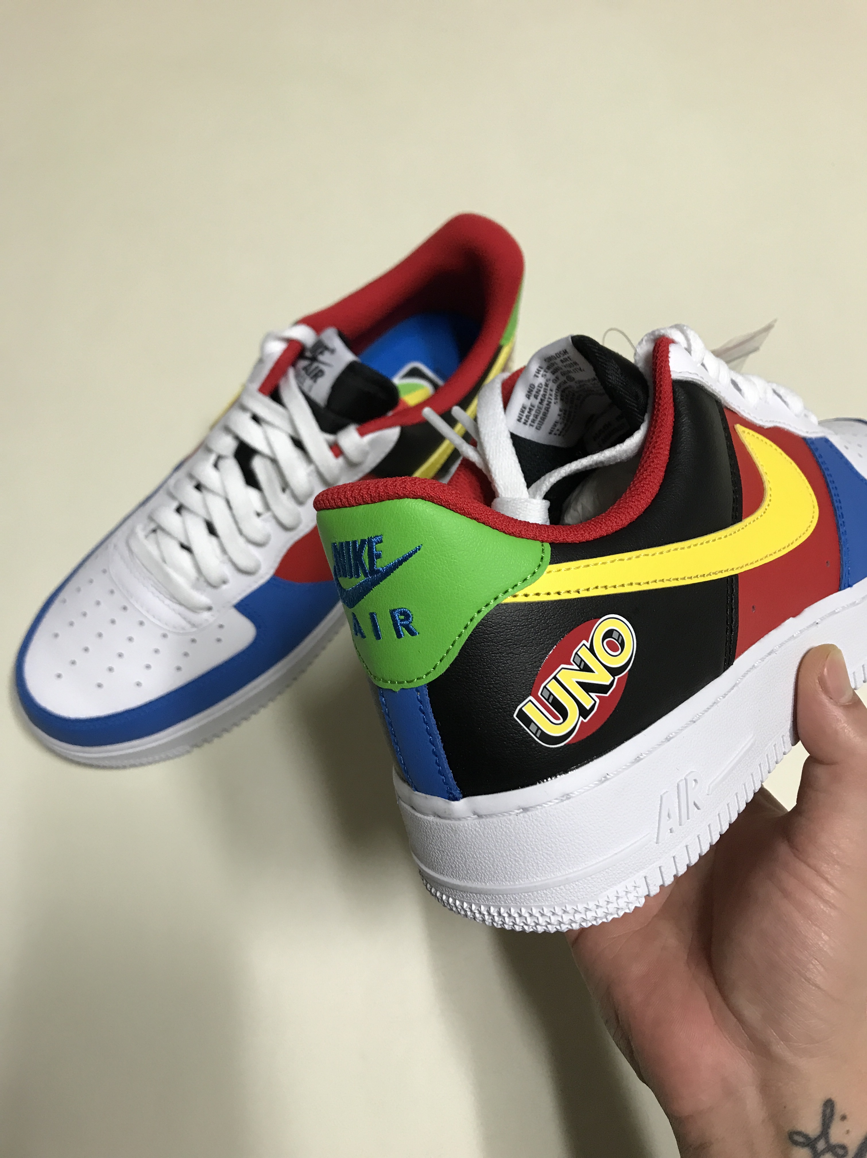 Nike x UNO Air Force 1 '07 QS White Yellow Zest 착용 스타일