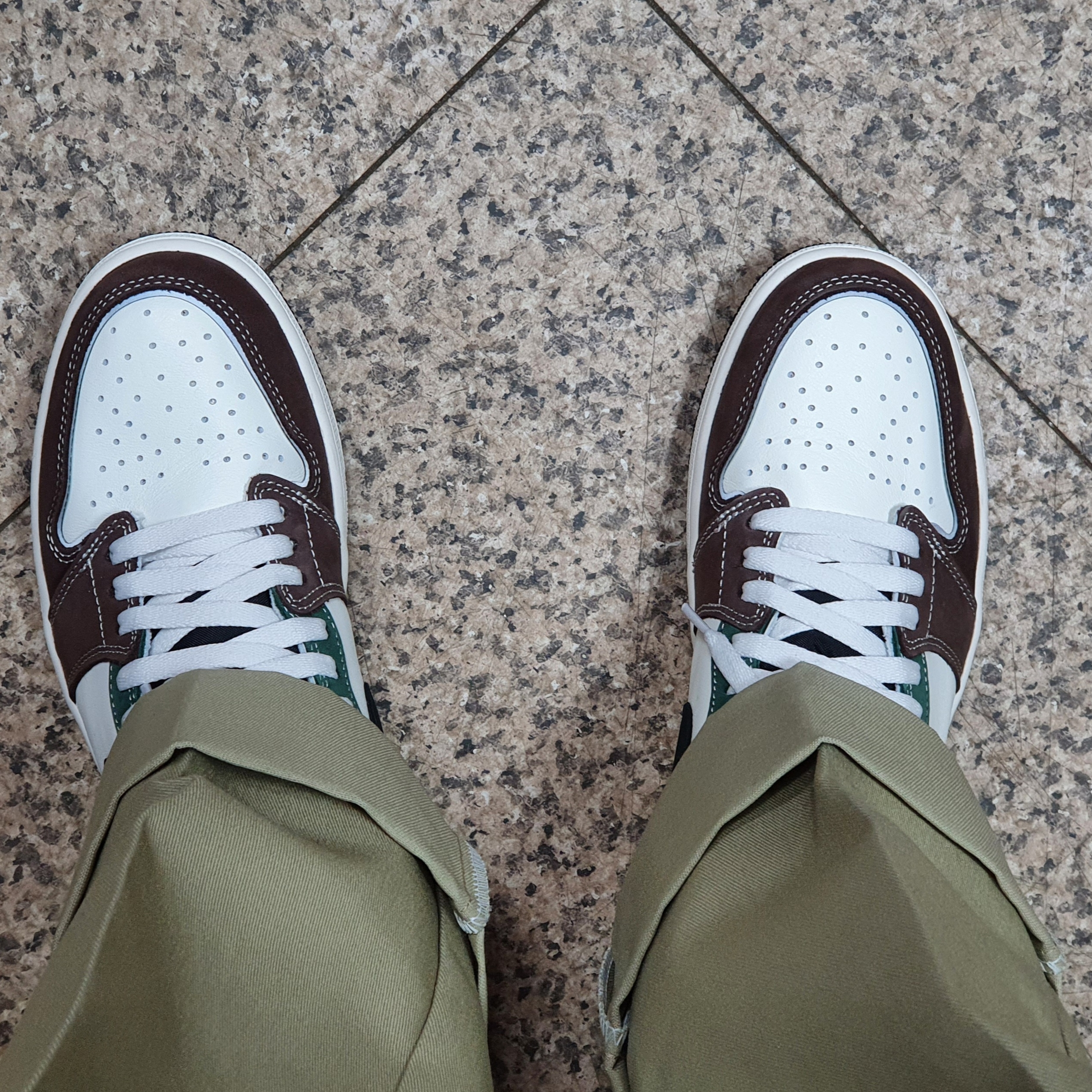 Jordan 1 Retro High OG Craft 착용 스타일 - 2