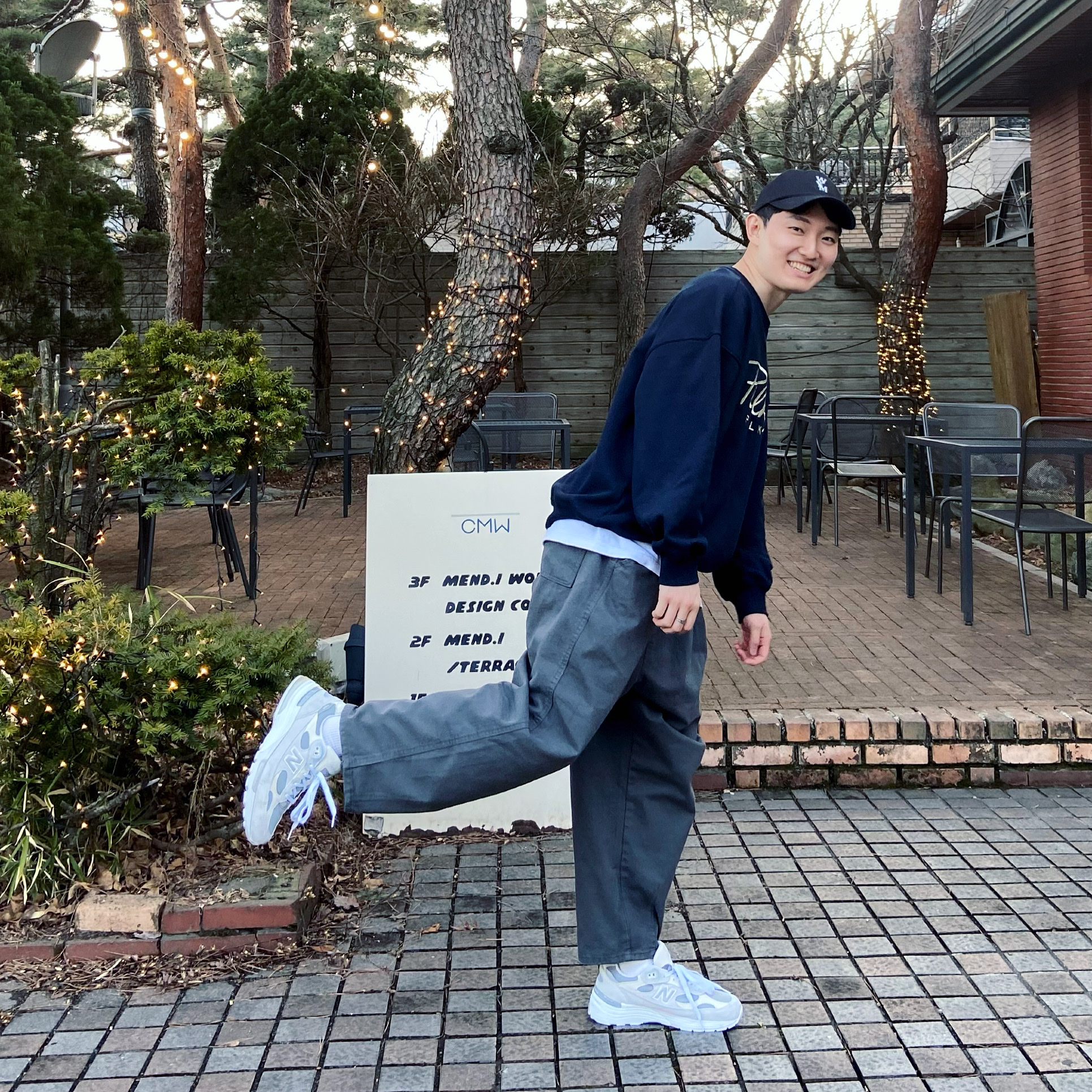 New Balance 992 Made in USA White Silver 착용 스타일 - 1