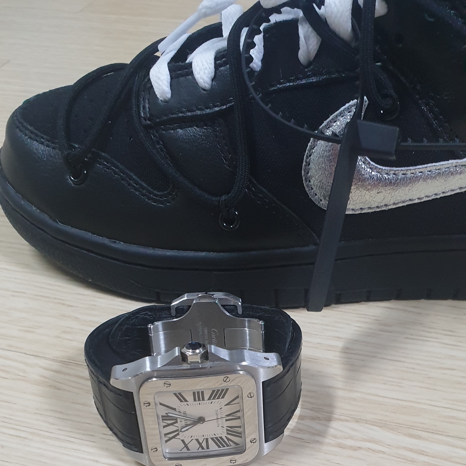 Jordan 1 x Travis Scott Retro Low OG SP Mocha, Nike x Sacai VaporWaffle Sesame and Blue Void 착용 스타일 - 3