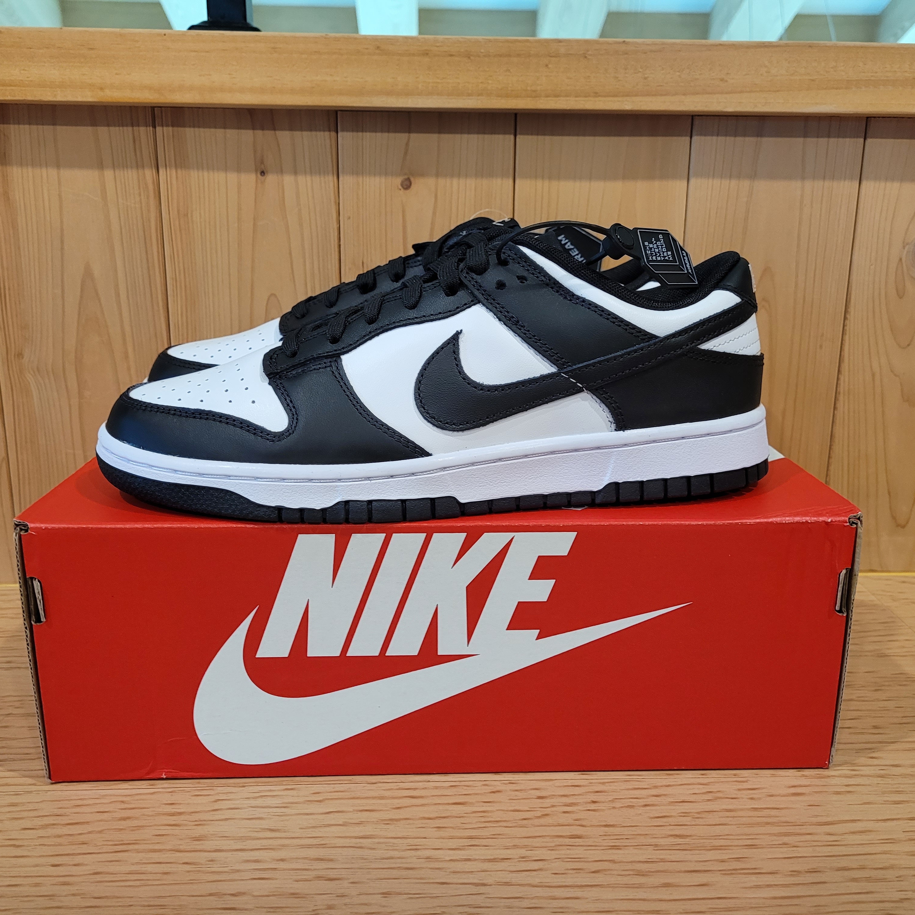 Nike Dunk Low Retro Black 착용 스타일