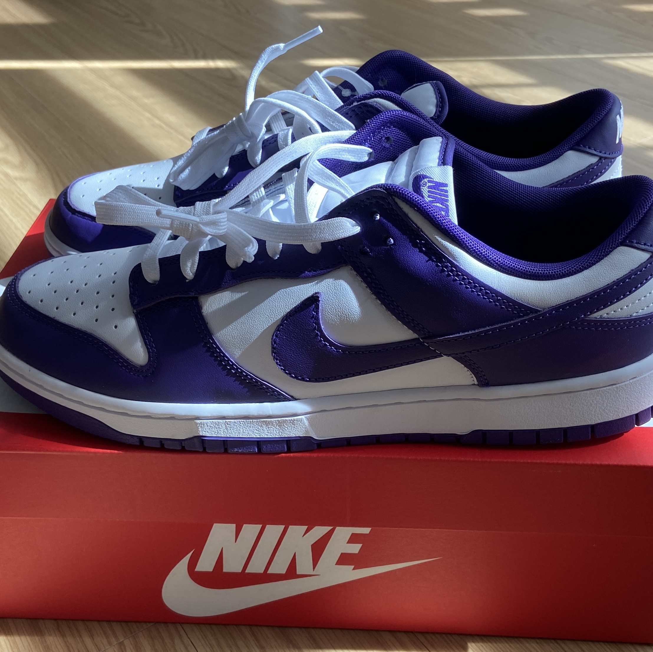 Nike Dunk Low Retro Championship Court Purple 착용 스타일