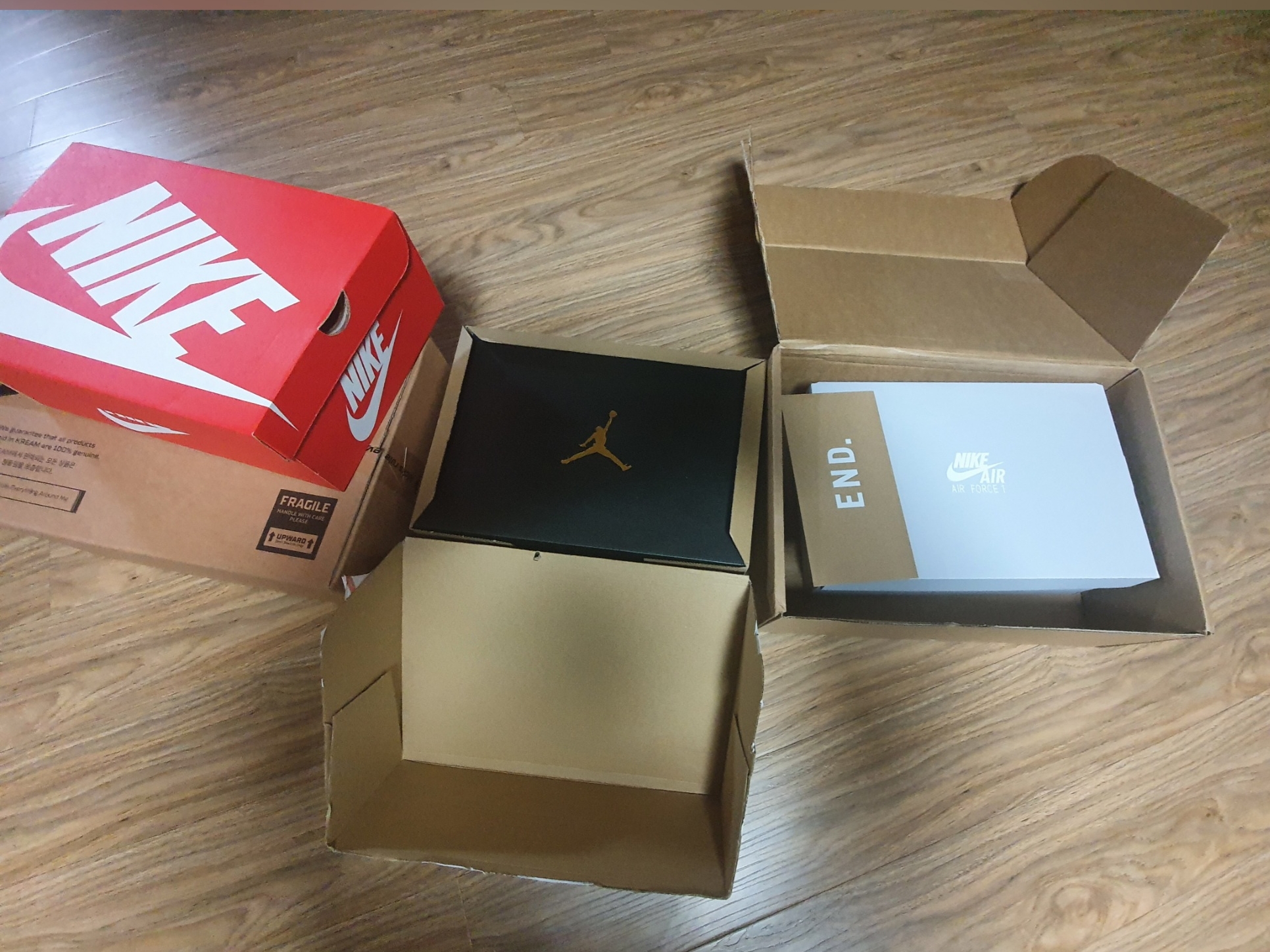 Nike Dunk Low Retro PRM Halloween, Jordan 1 Low SE Light Curry 착용 스타일 - 2