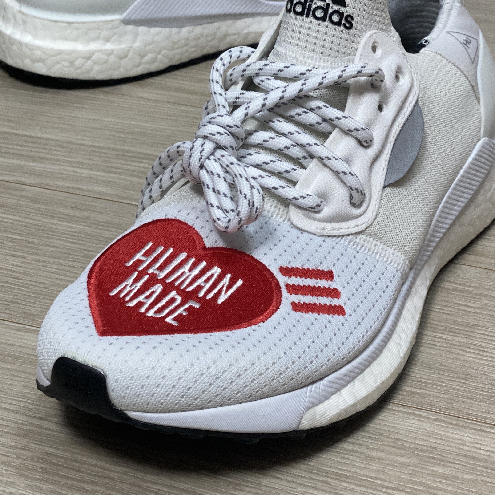 Adidas x Human Made x Pharrell Williams Solar Hu White Red 착용 스타일