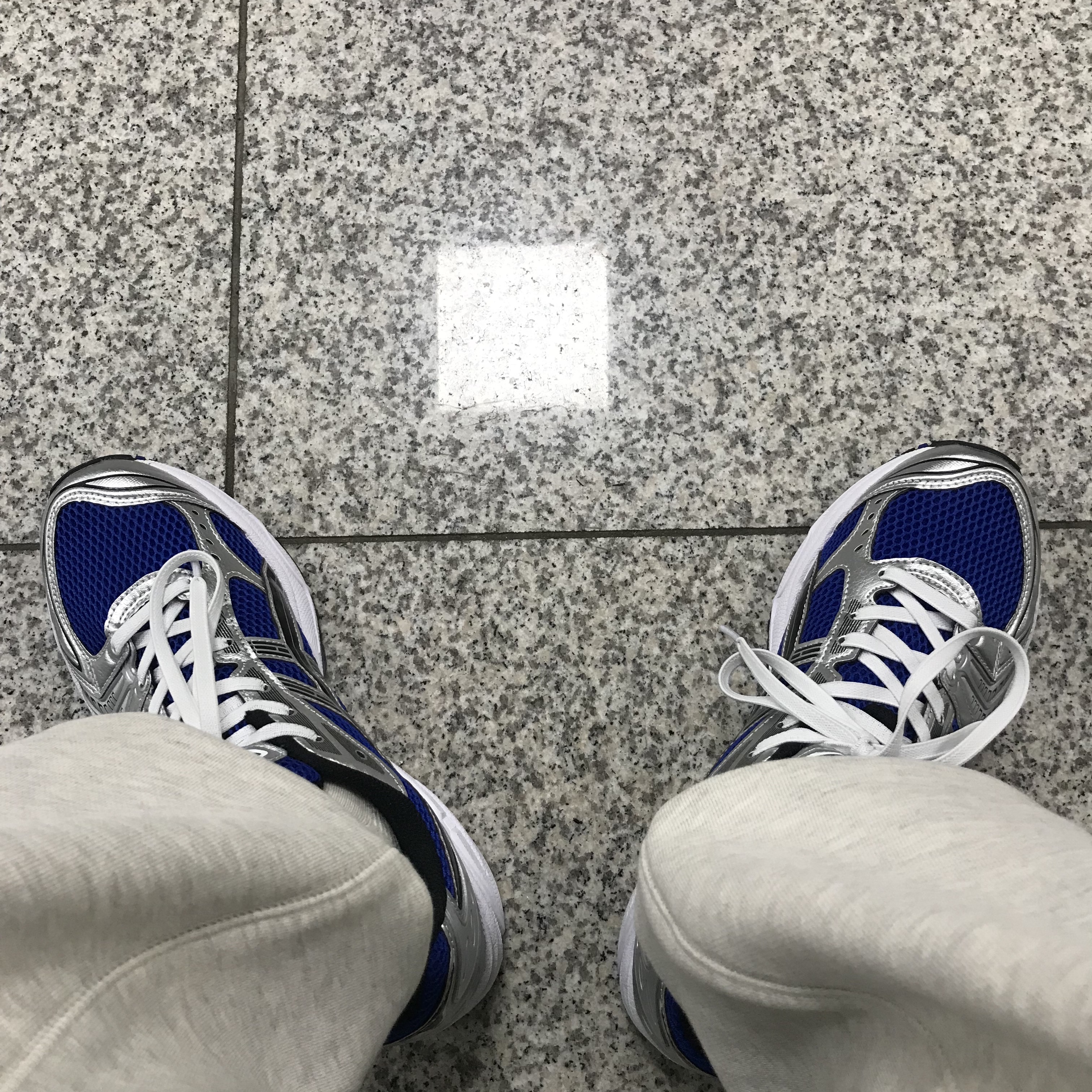 Asics Gel-Kayano 14 Monaco Blue Black 착용 스타일