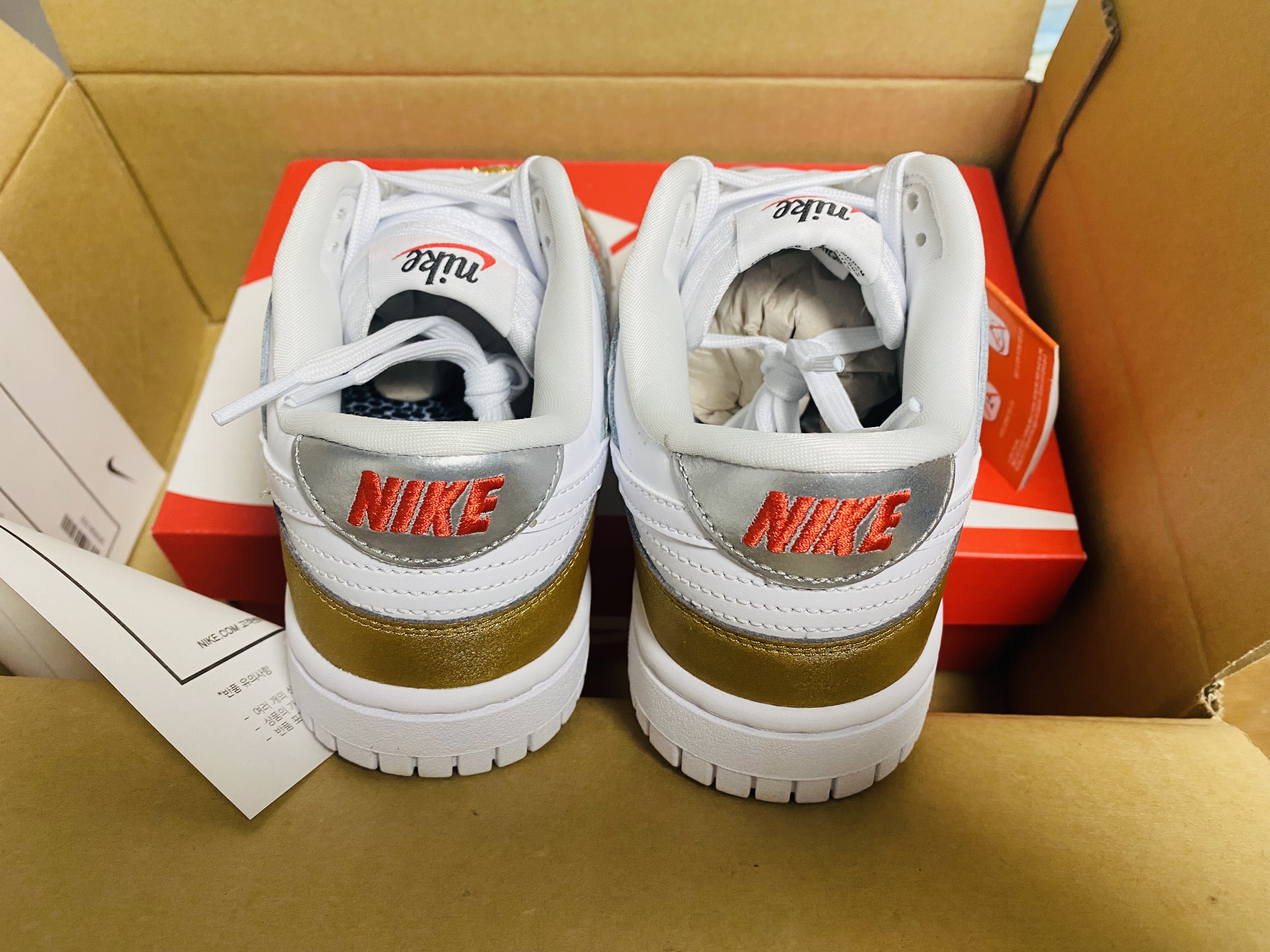 (W) Nike Dunk Low SE Heirloom 착용 스타일 - 3