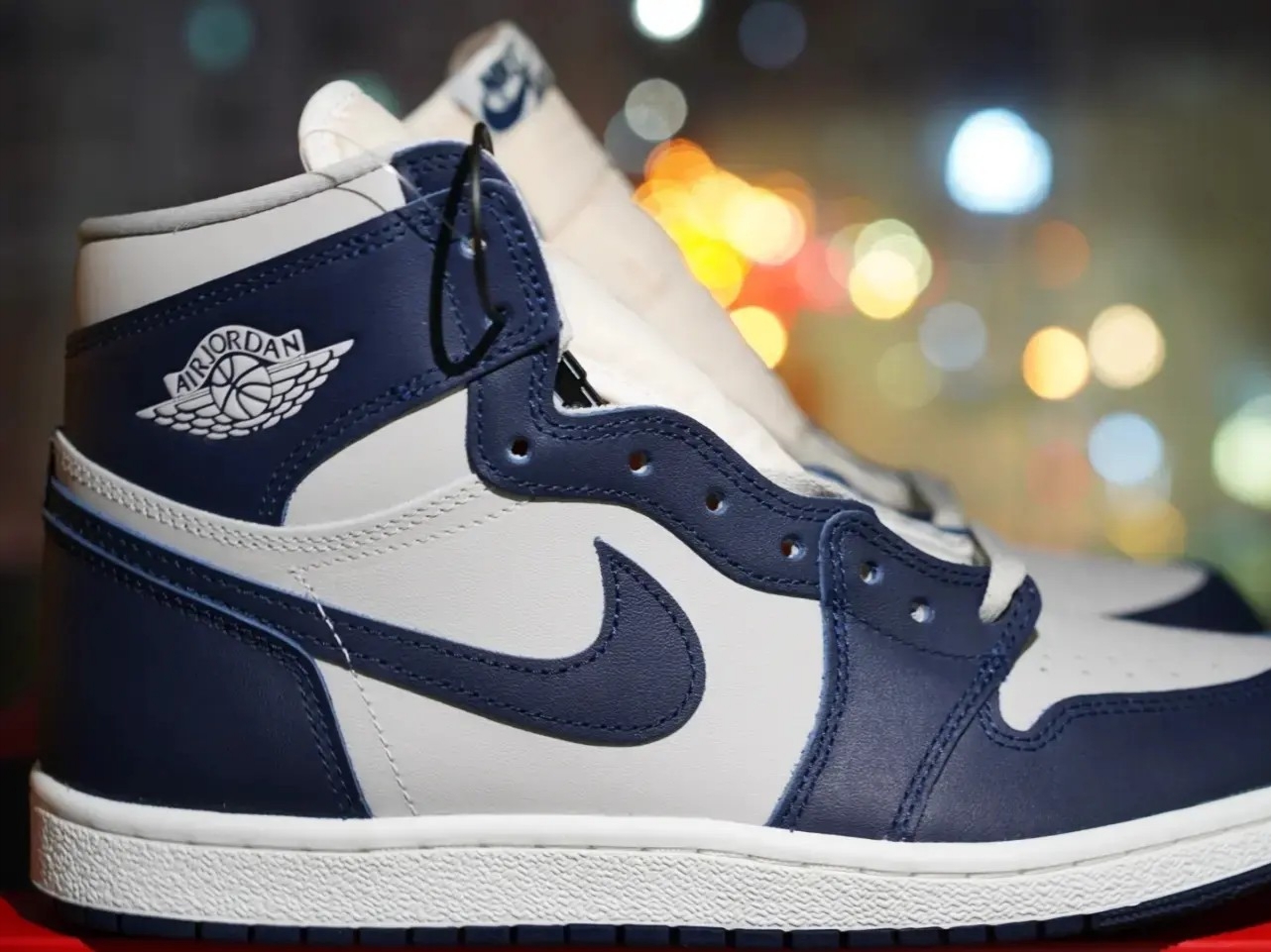 Jordan 1 High 85 College Navy 착용 스타일 - 1