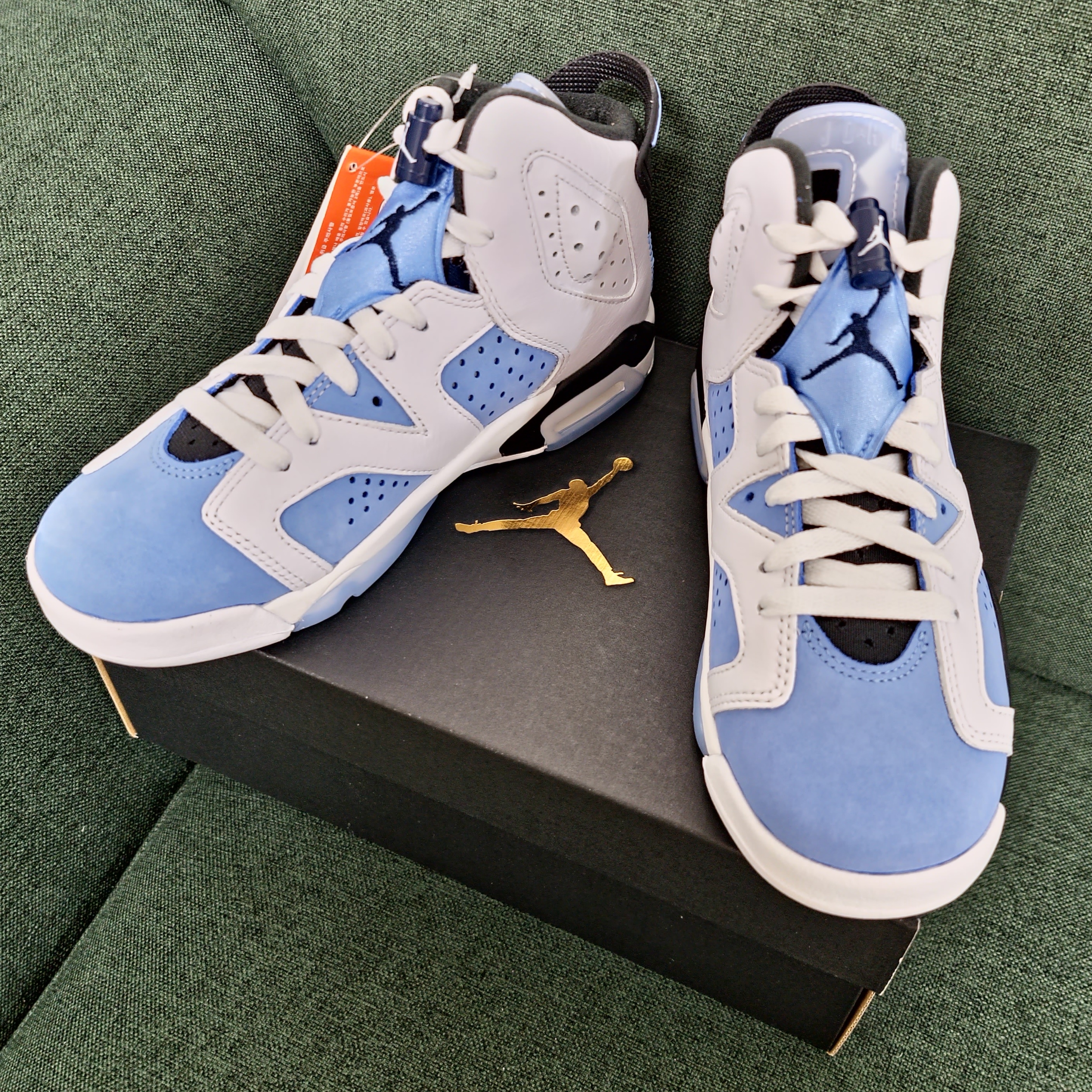 (GS) Jordan 6 Retro University Blue 착용 스타일
