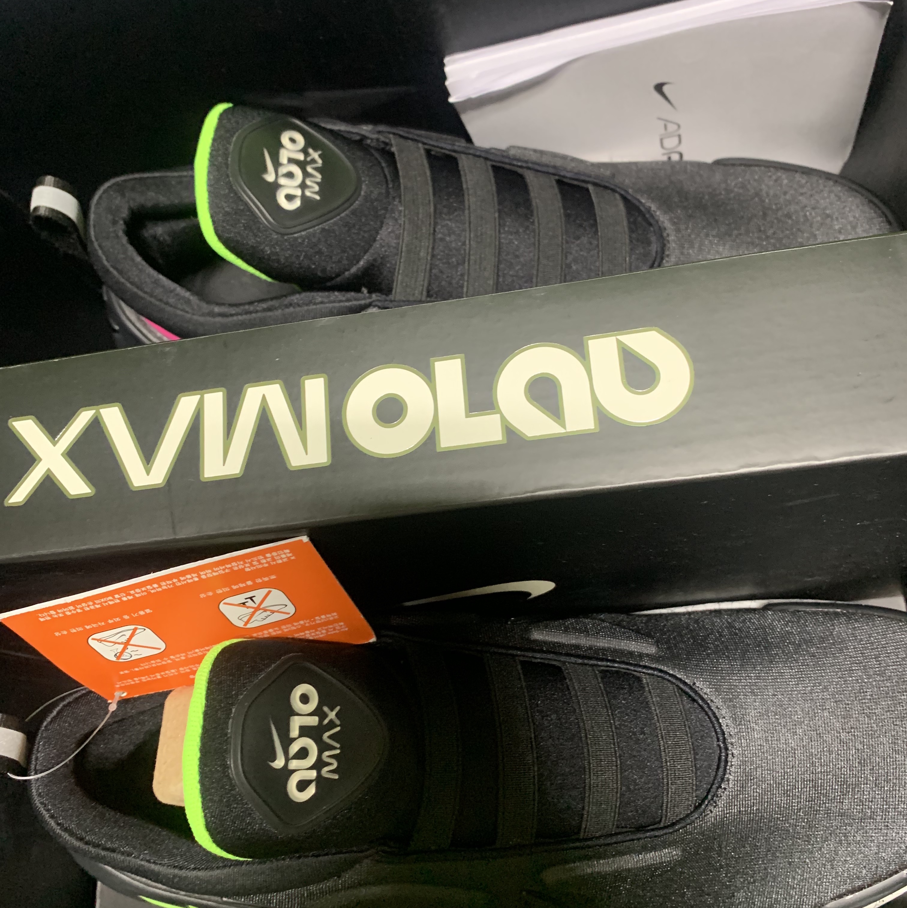 Nike Adapt Auto Max Fireberry (KR Charger) 착용 스타일