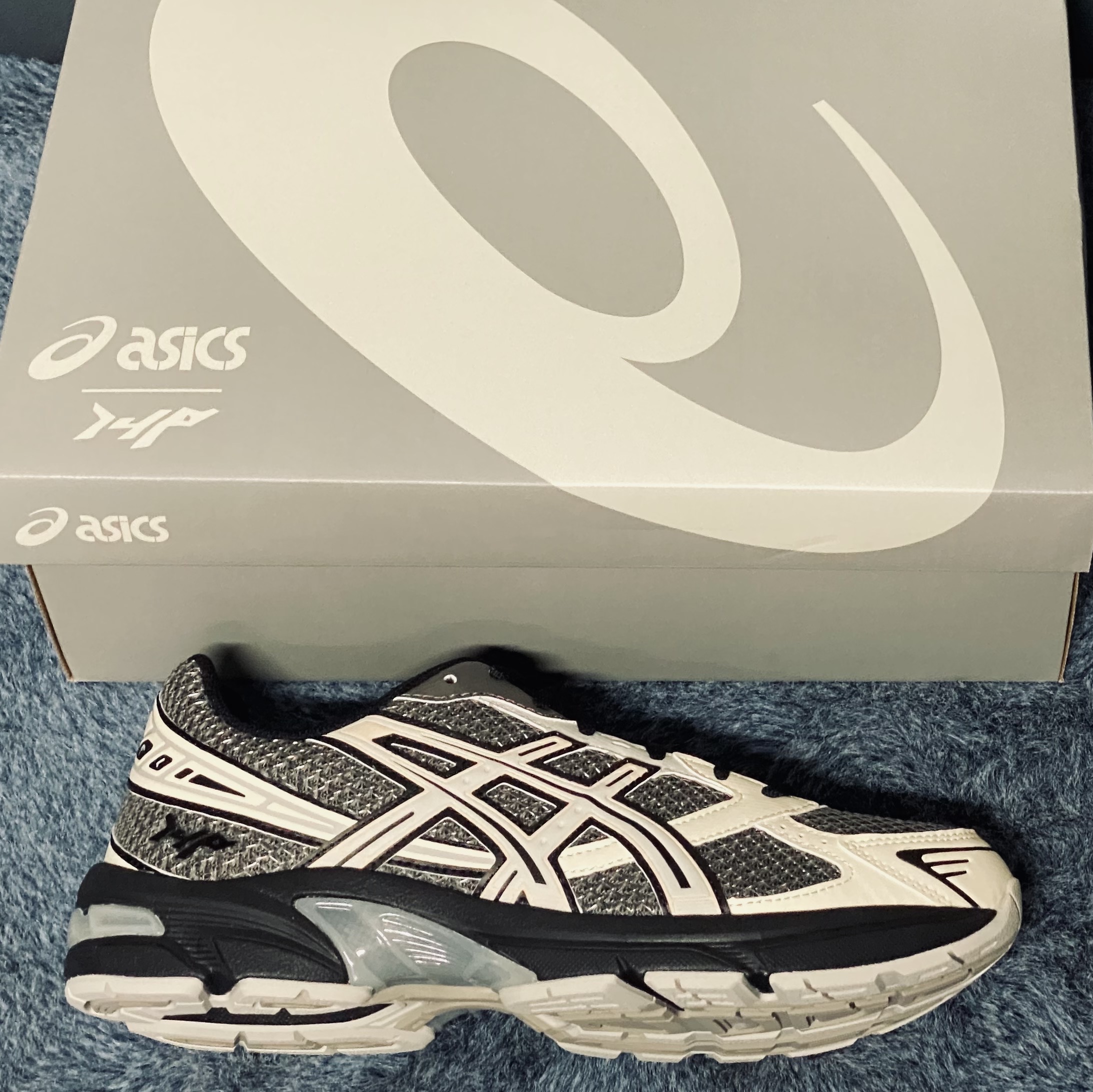 Asics x I4P Gel-1130 Mink Glacier Grey 착용 스타일 - 3