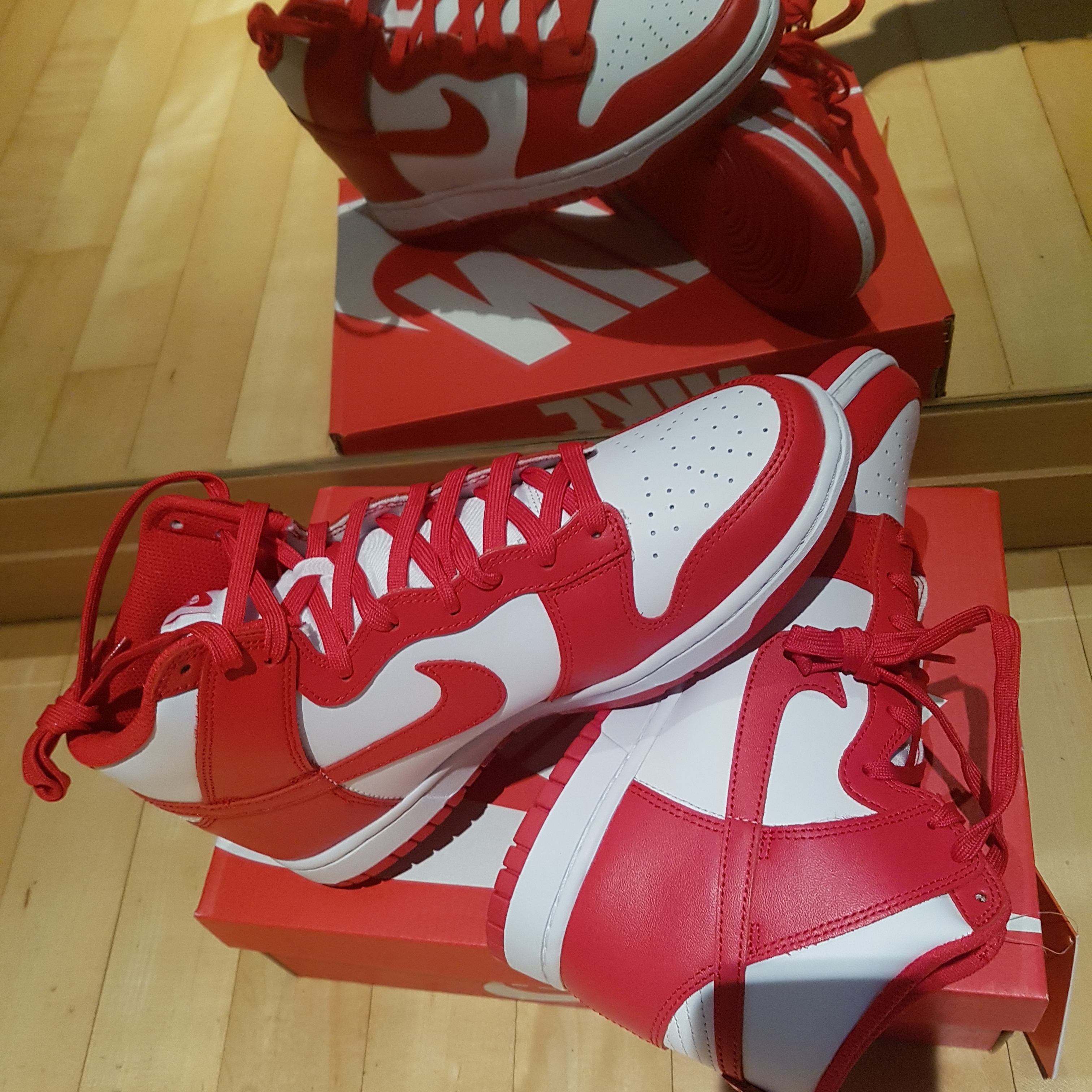 Nike Dunk High Retro Championship White and Red 착용 스타일 - 3