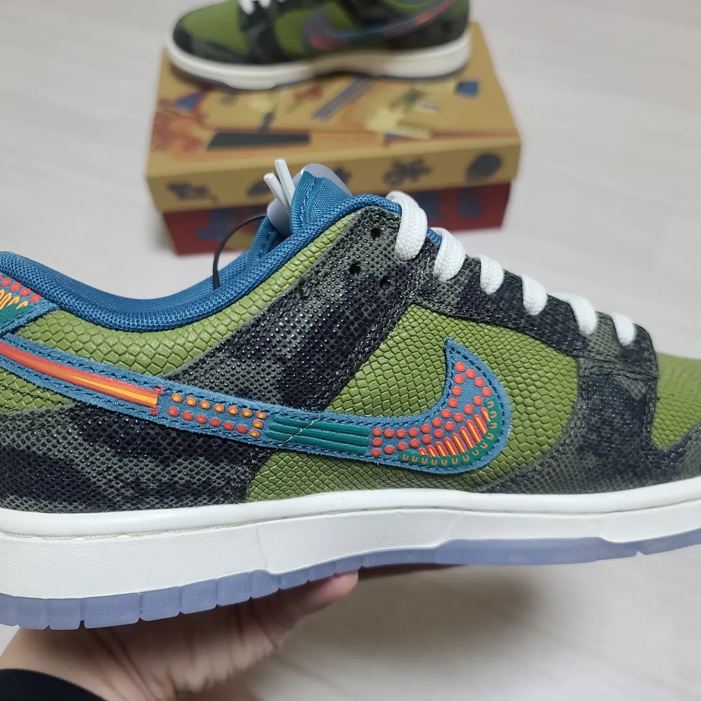 Nike Dunk Low Premium Siempre Familia 착용 스타일 - 3