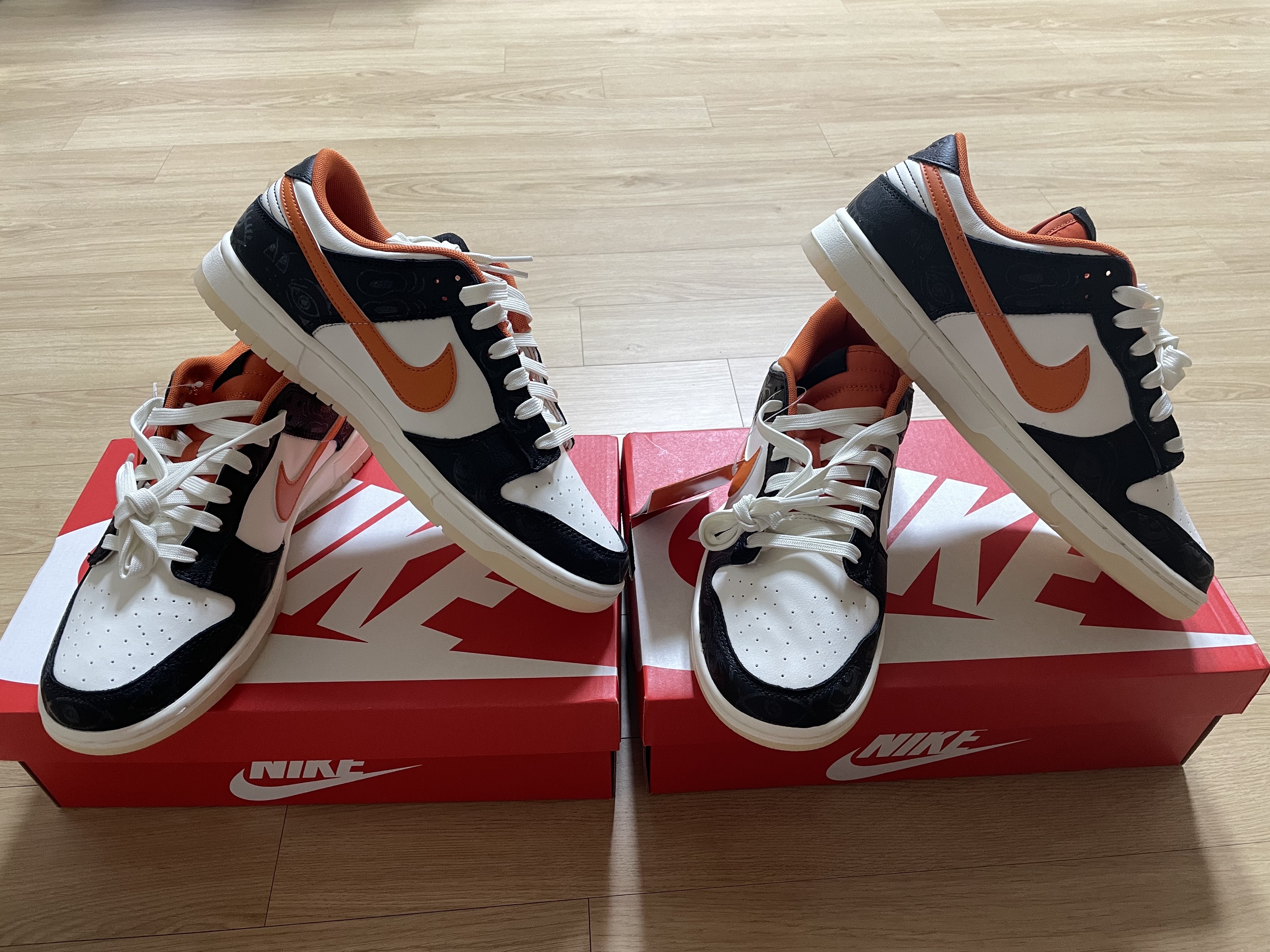 Nike Dunk Low Retro PRM Halloween 착용 스타일