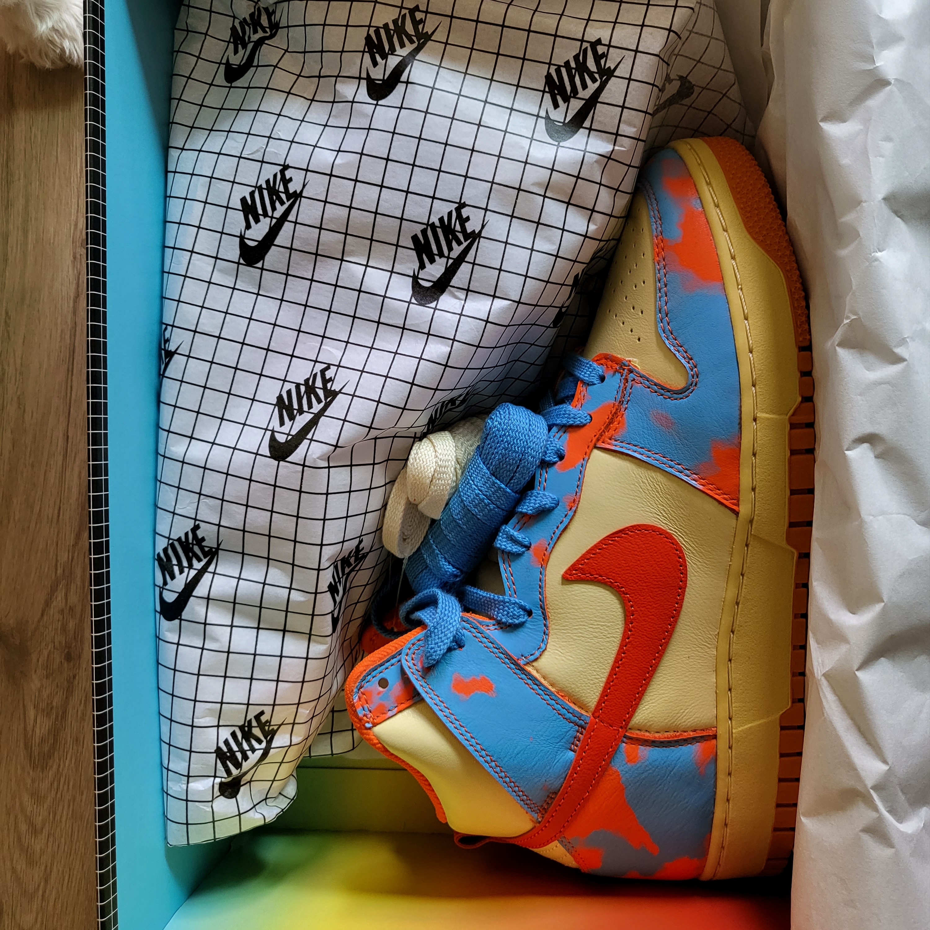 Nike Dunk High 1985 SP Orange Acid Wash 착용 스타일 - 2
