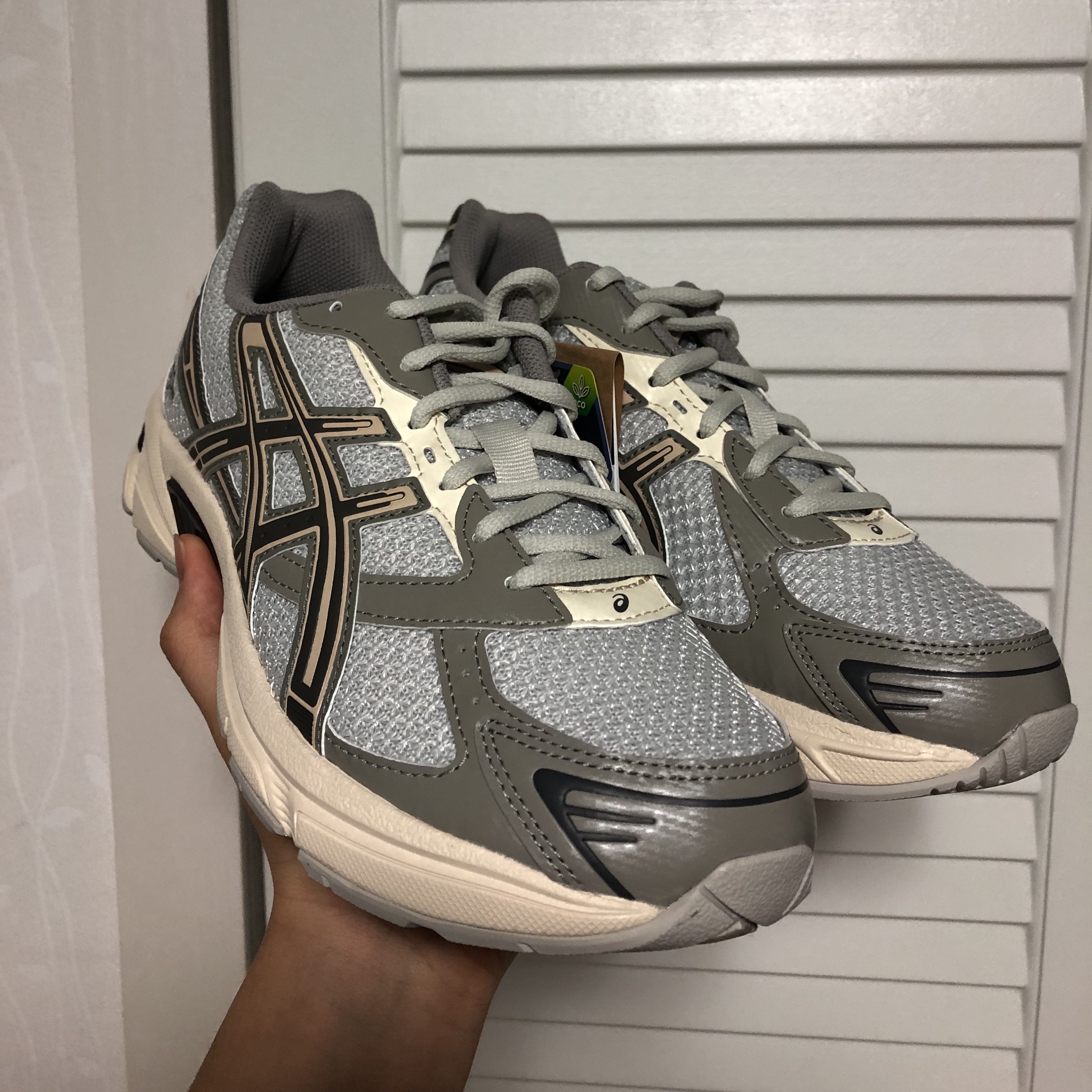 Asics x I4P Gel-1130 Glacier Grey Mink 착용 스타일 - 4