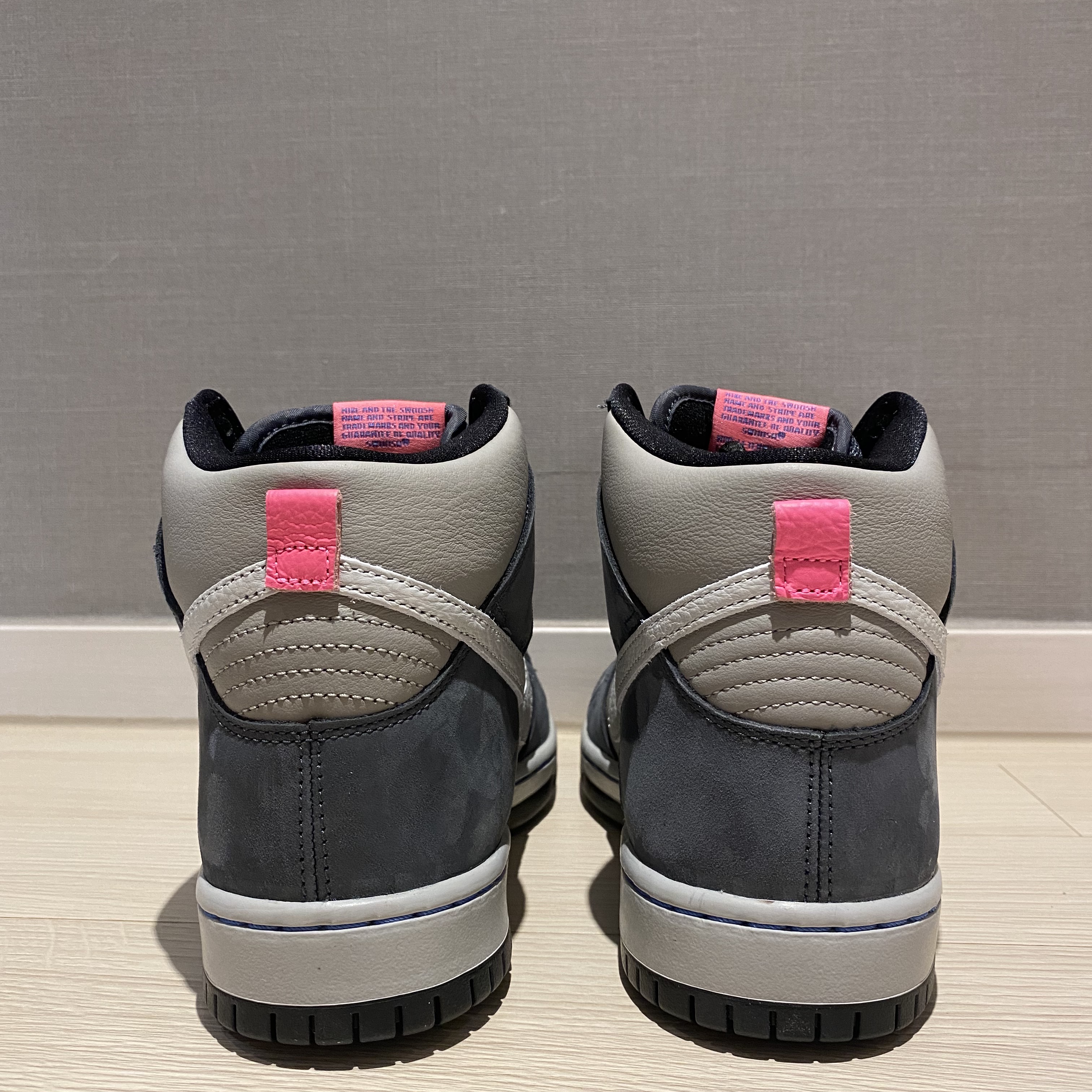 Nike SB Dunk High Pro Medium Grey 착용 스타일 - 4
