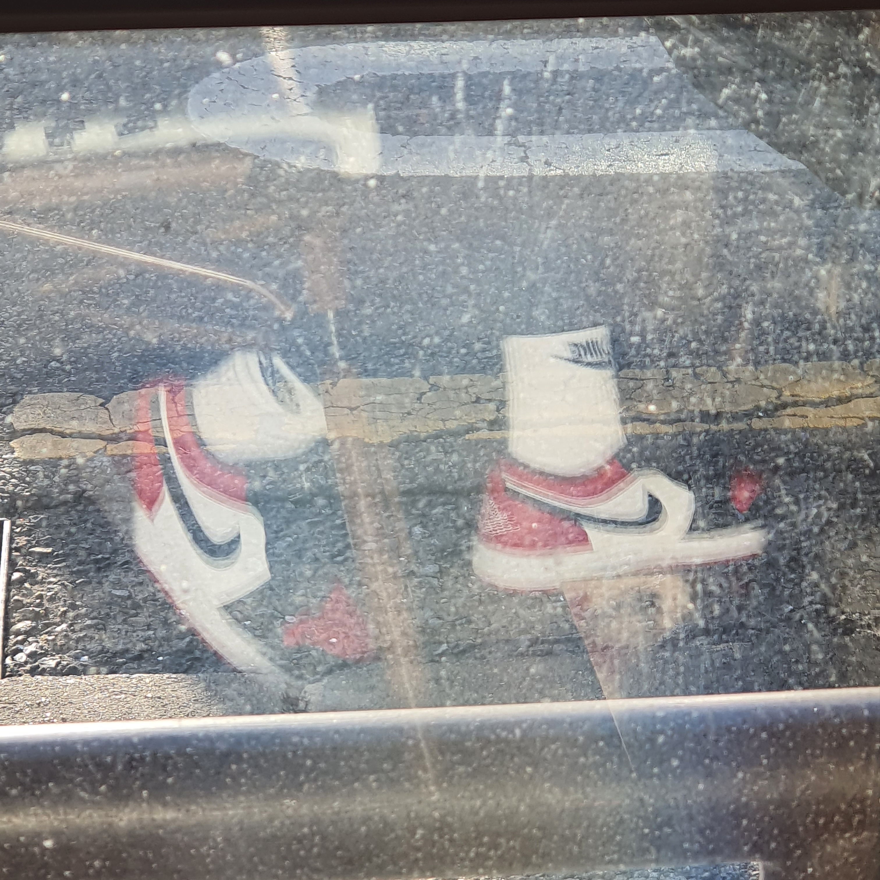 Jordan 1 Low Bred Toe 착용 스타일 - 2
