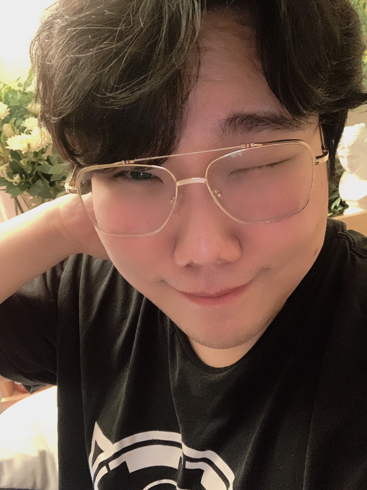 KREAM 프로필 이미지