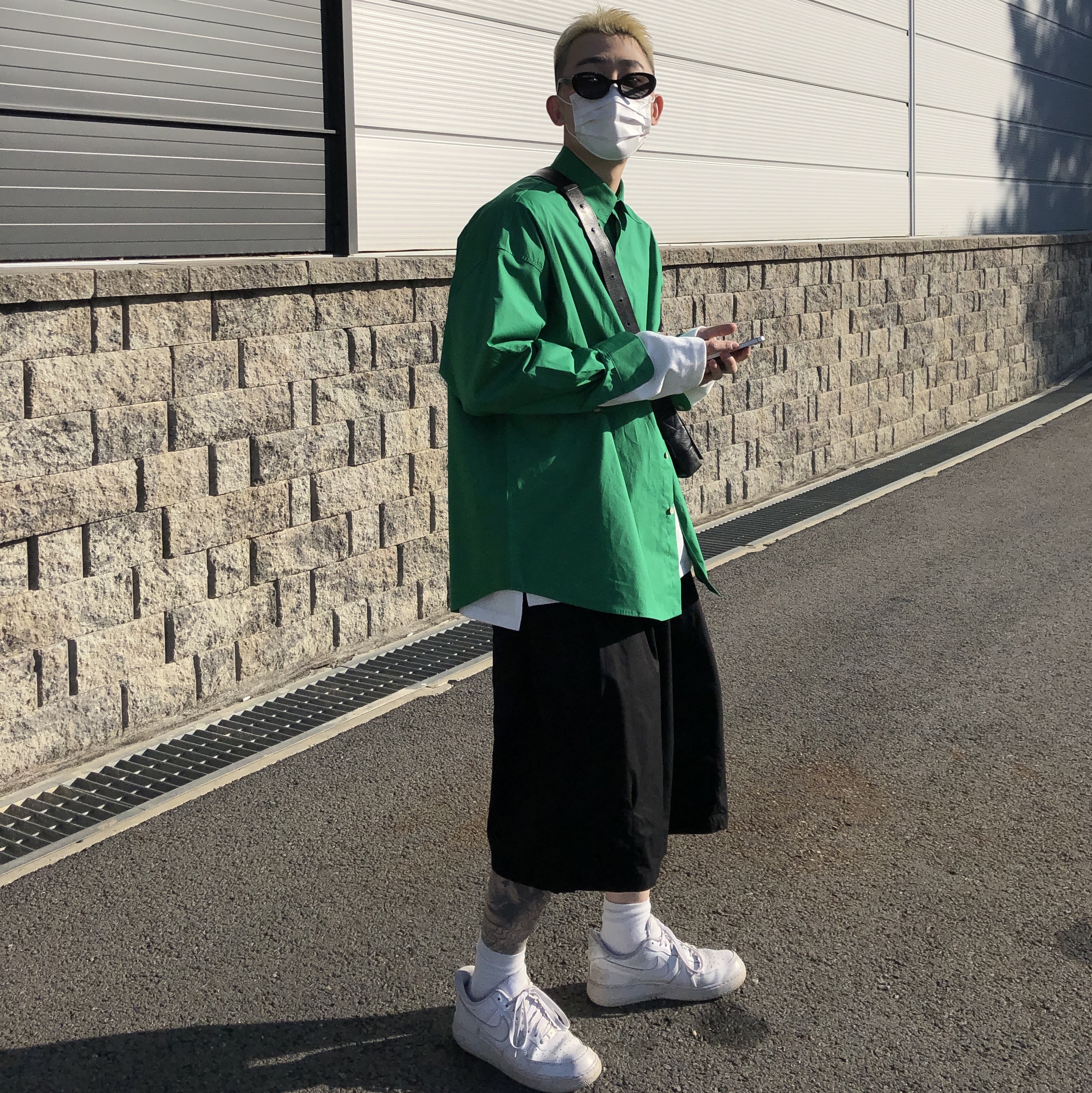 Nike Air Force 1 '07 Low White, Bottega Veneta Small Webbing Cassette Black 착용 스타일 - 3