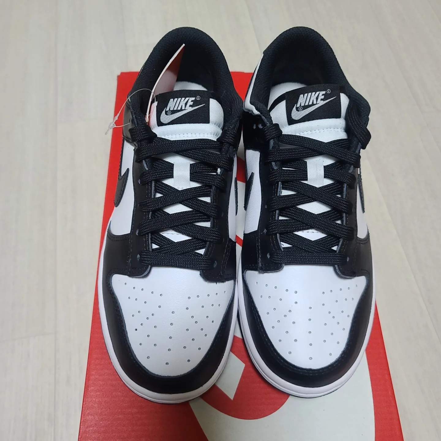 (W) Nike Dunk Low Black 착용 스타일 - 3