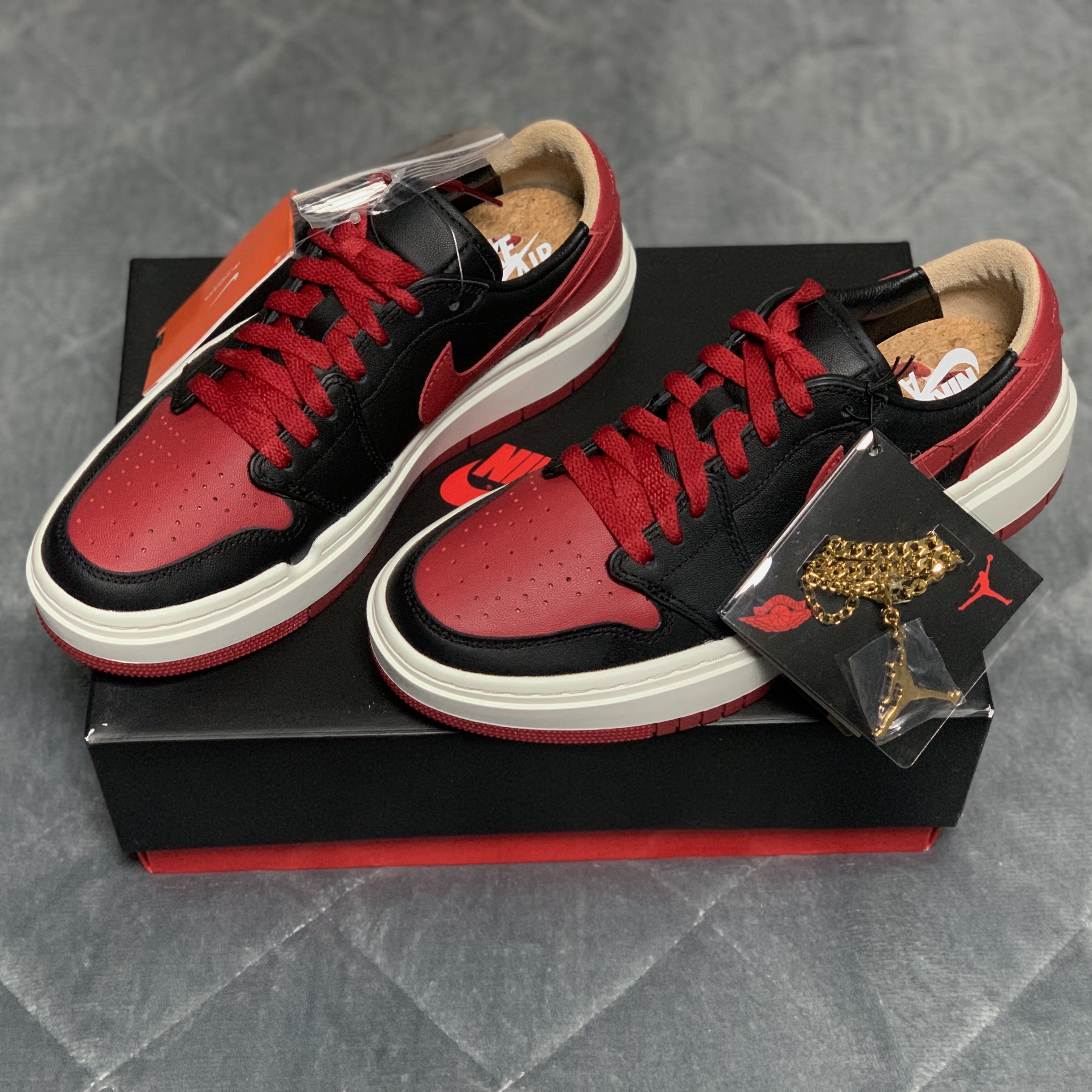 (W) Jordan 1 Elevate Low SE Bred 착용 스타일 - 1