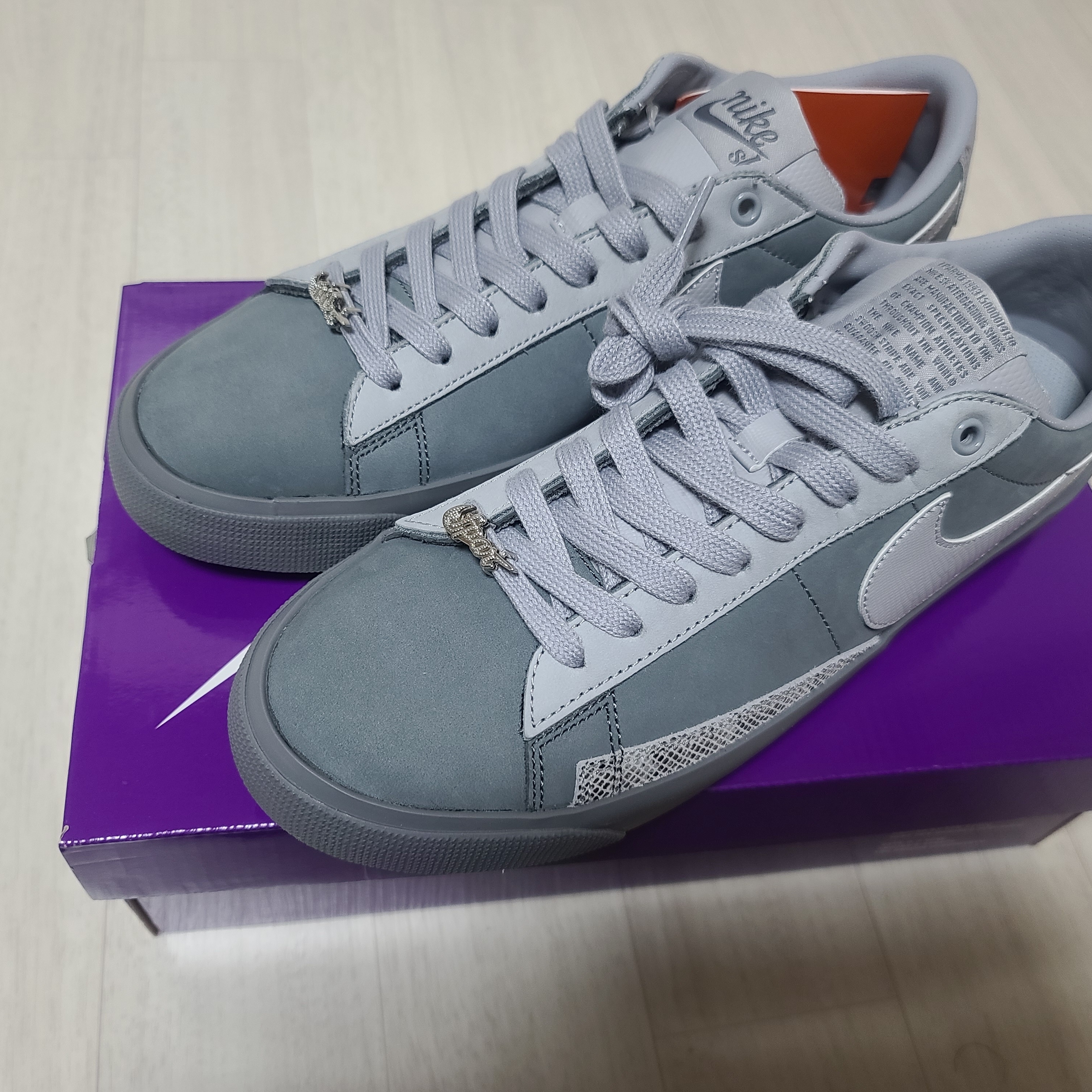 Nike x FPAR SB Blazer Low QS Cool Grey 착용 스타일