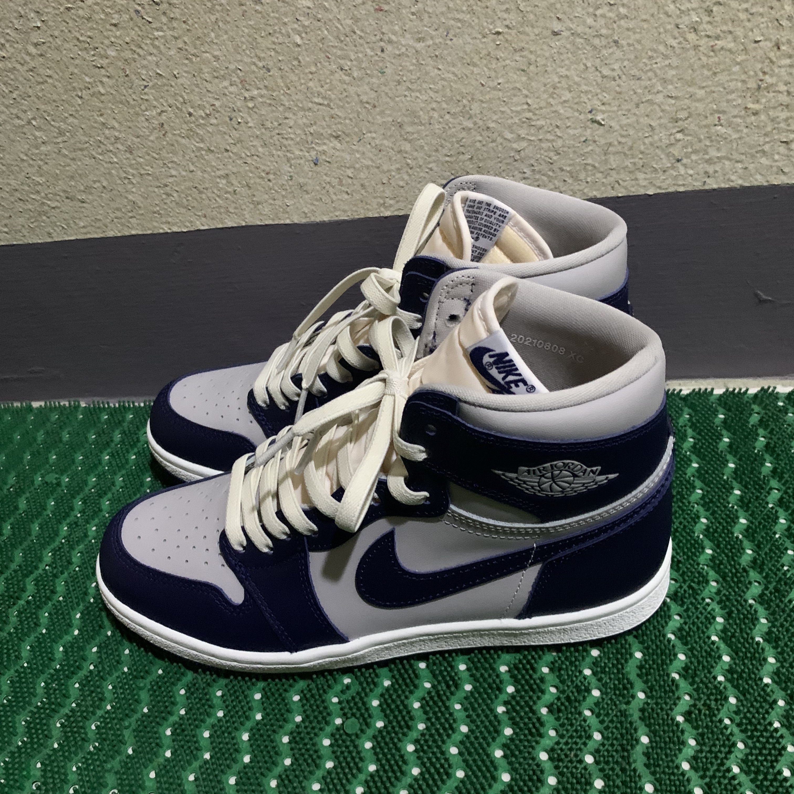 Jordan 1 High 85 College Navy 착용 스타일