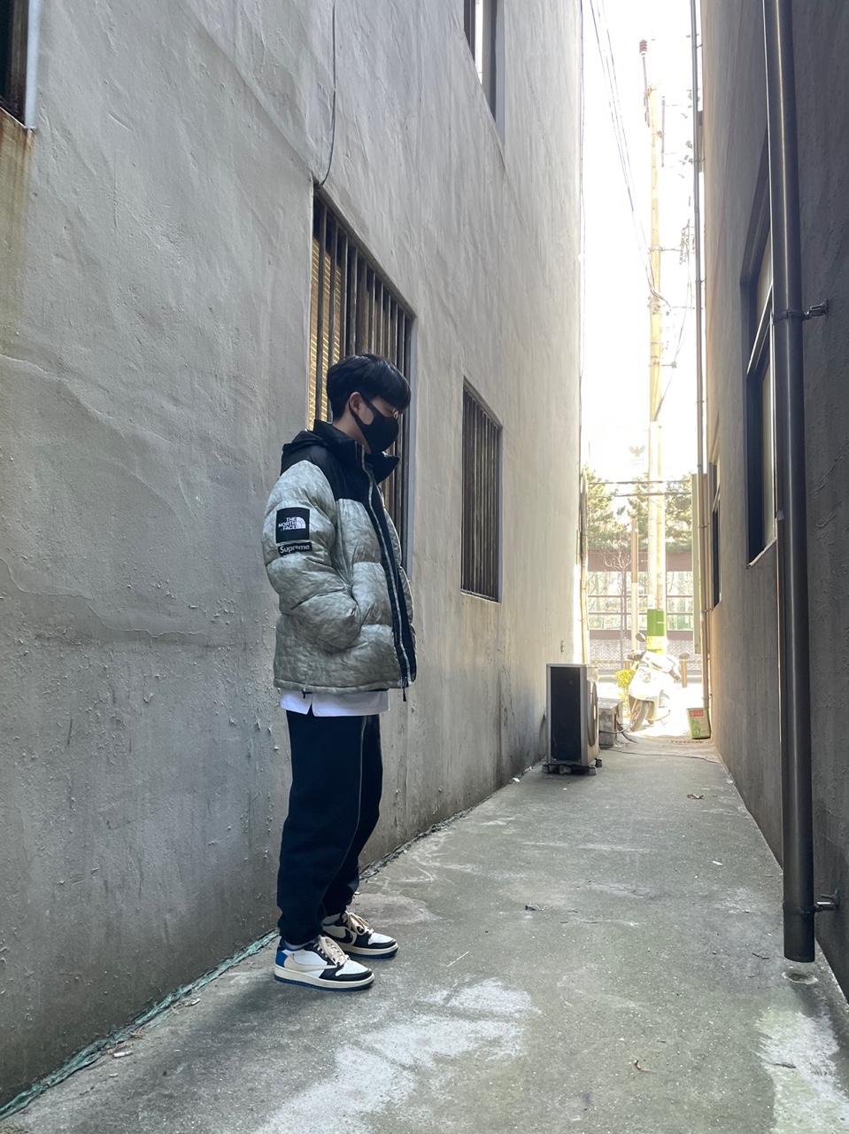 Supreme x The North Face Paper Print Nuptse Jacket - 19FW, Nike x Stussy NRG ZR Fleece Pants Black - Asia 착용 스타일