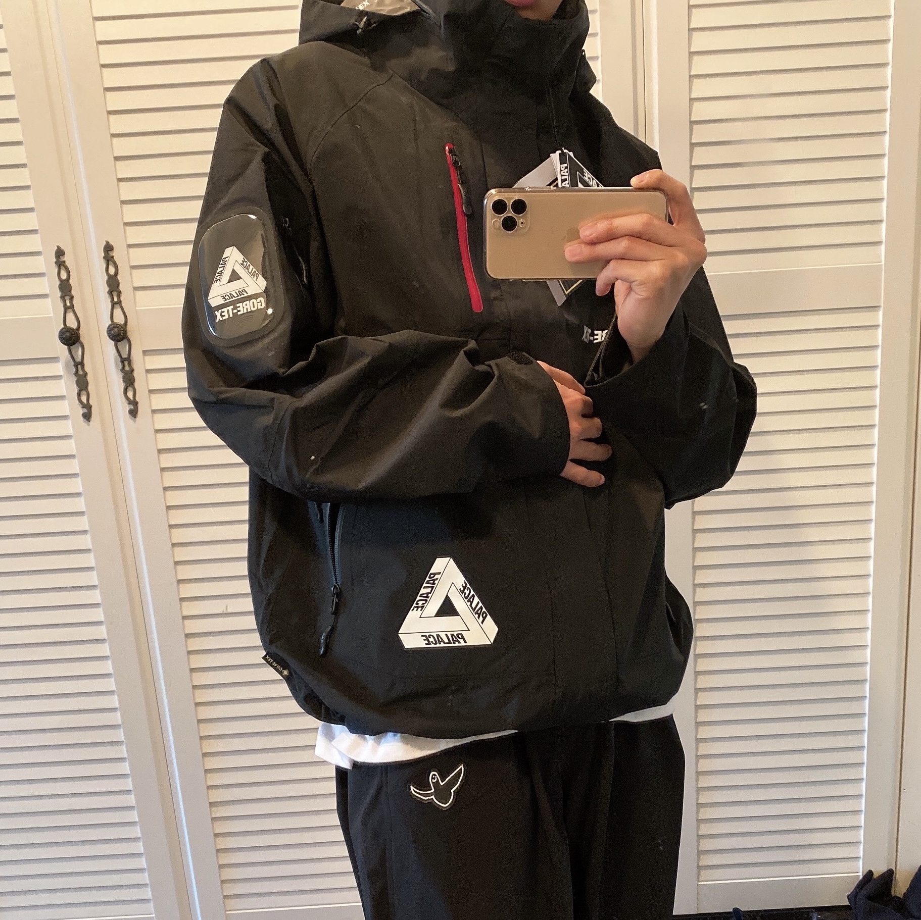 Palace Gore-Tex S-Tech Jacket Black - 22SS 착용 스타일
