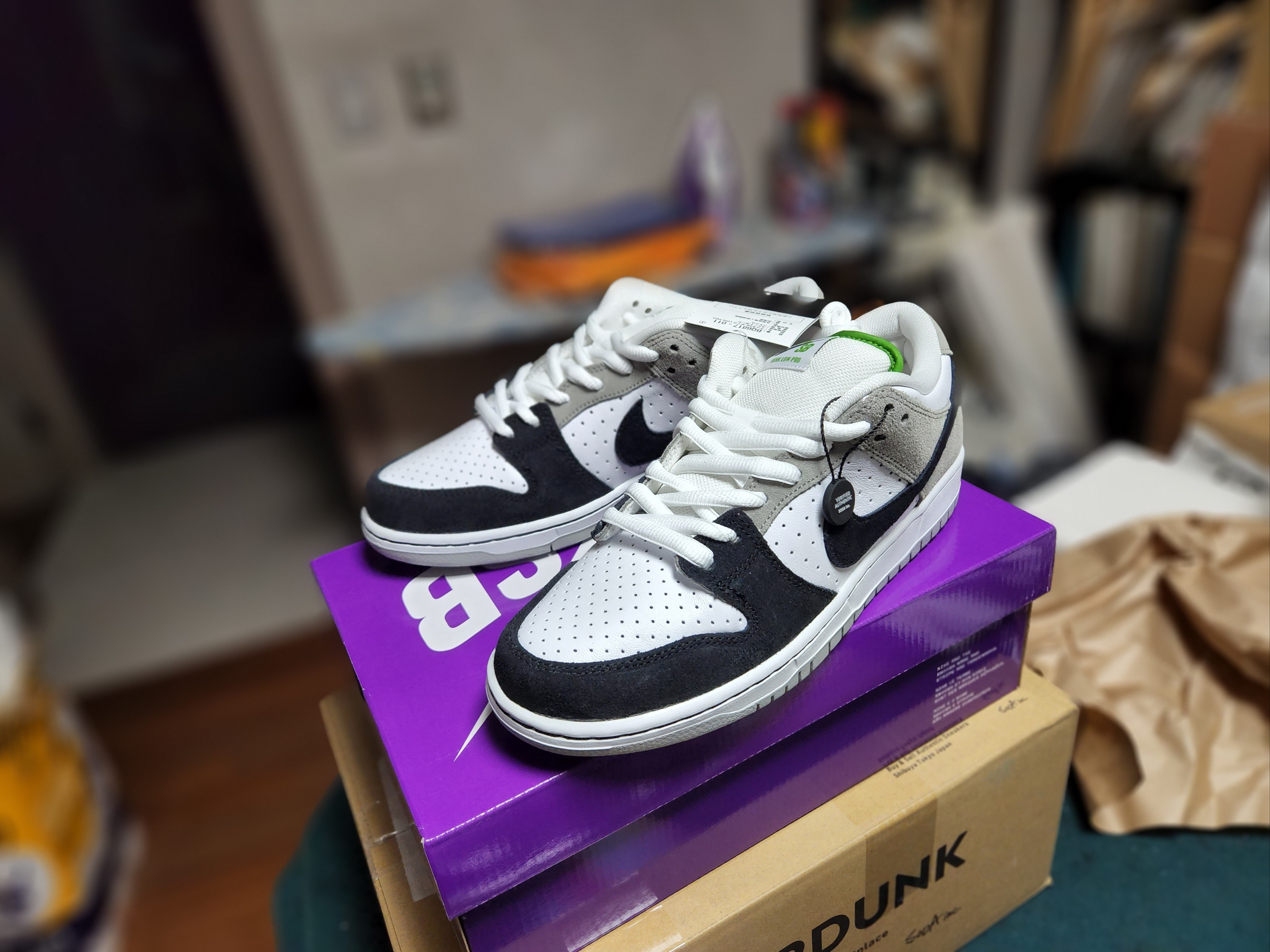 Nike SB Dunk Low Pro Chlorophyll 착용 스타일 - 1