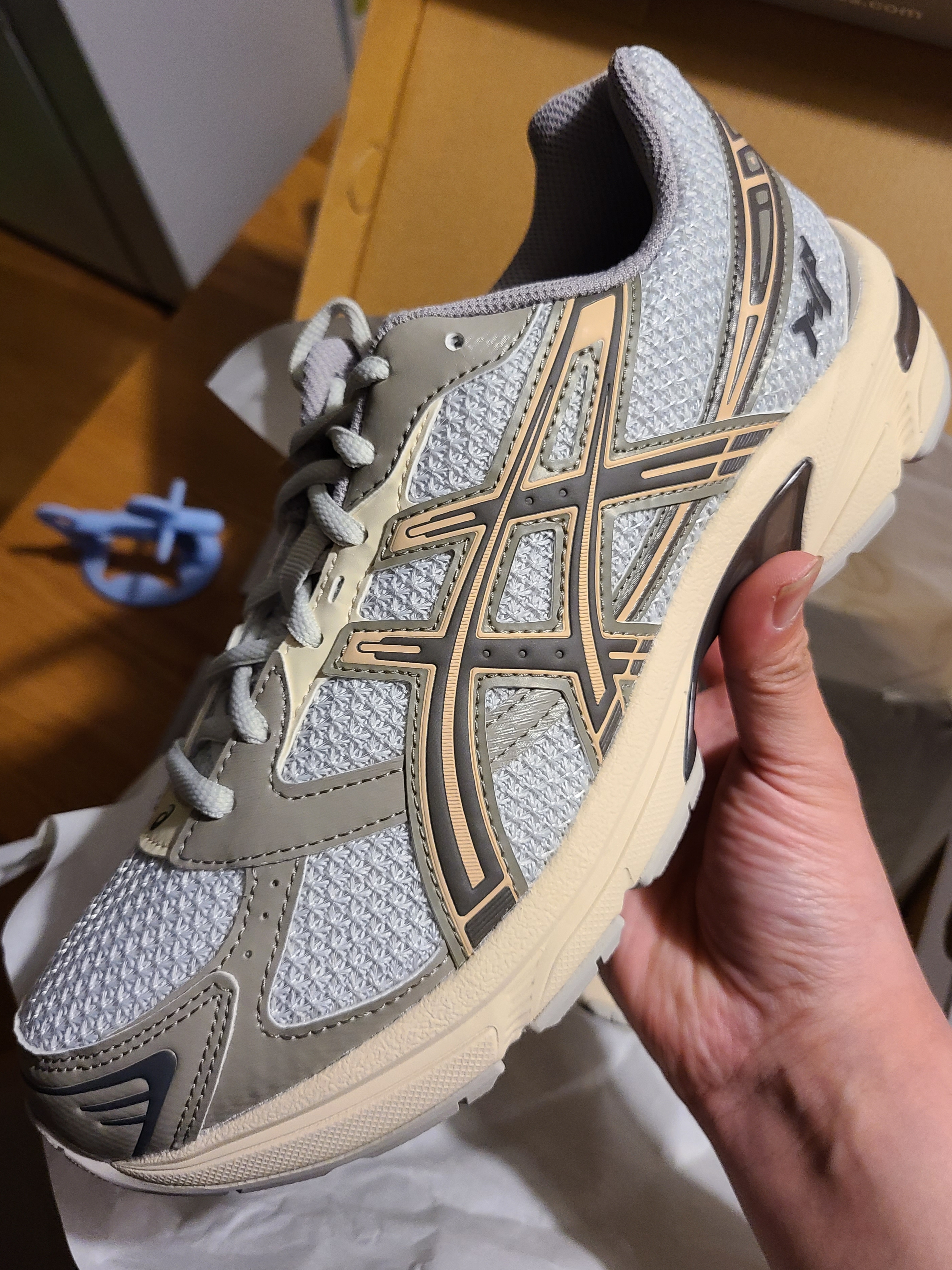 Asics x I4P Gel-1130 Glacier Grey Mink 착용 스타일
