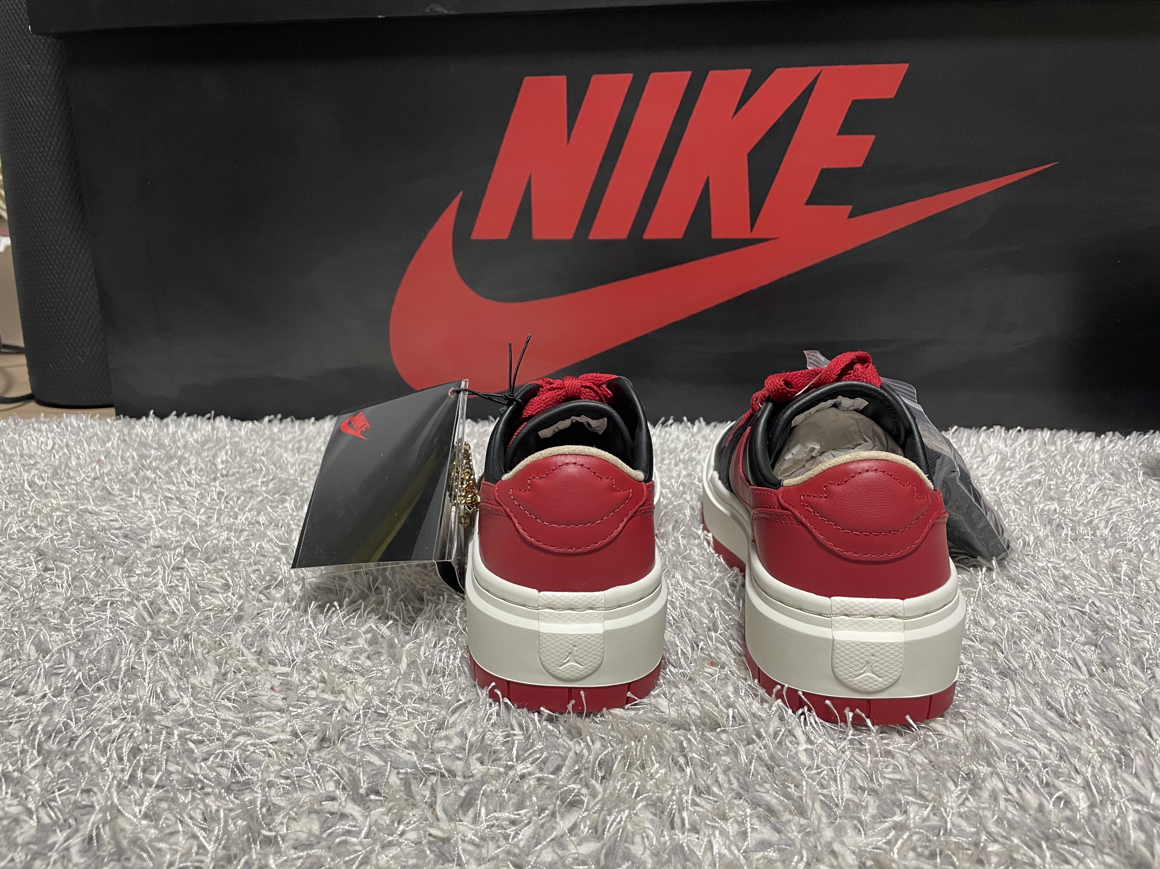 (W) Jordan 1 Elevate Low SE Bred 착용 스타일 - 3