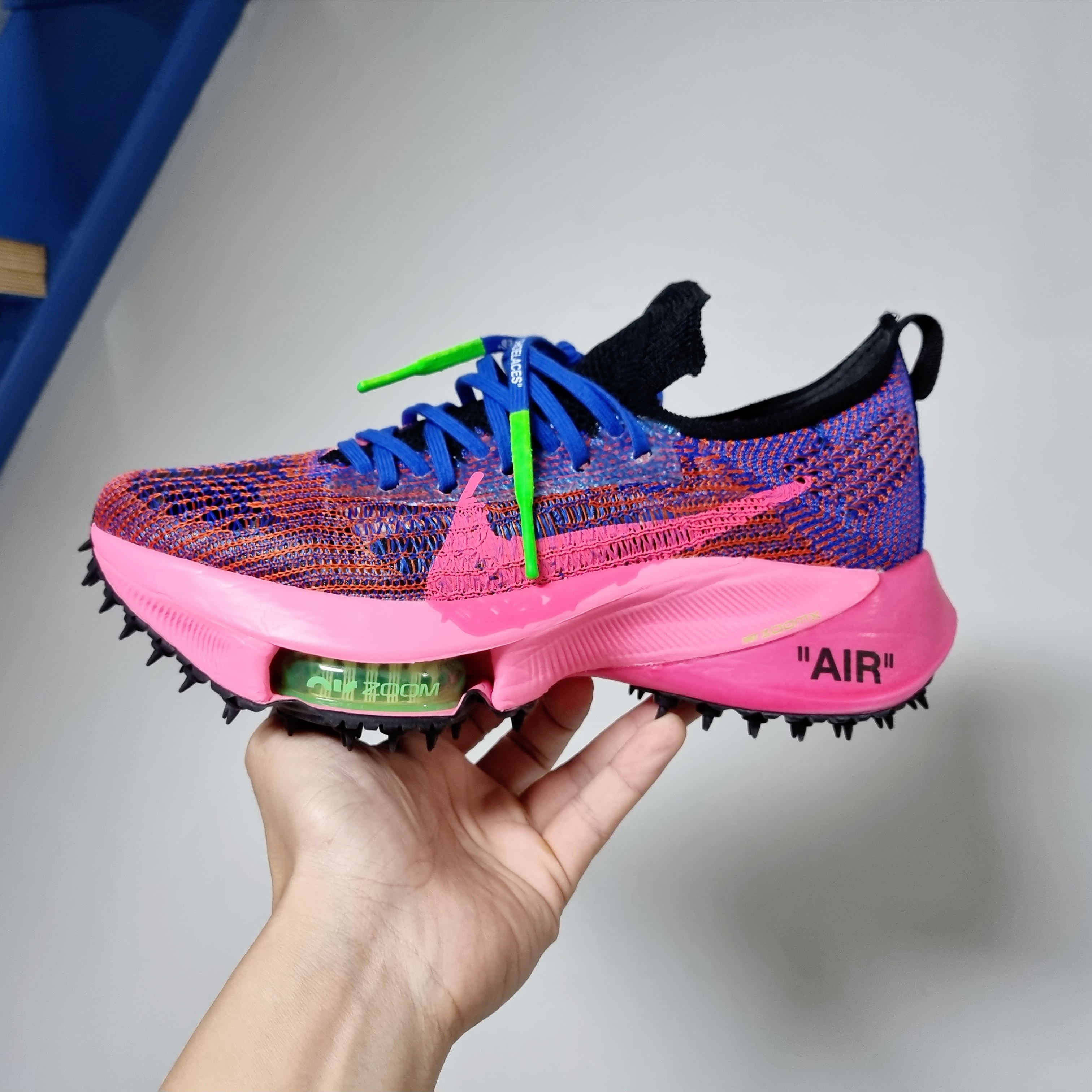Nike x Off-White Air Zoom Tempo Next% Pink Glow 착용 스타일 - 1